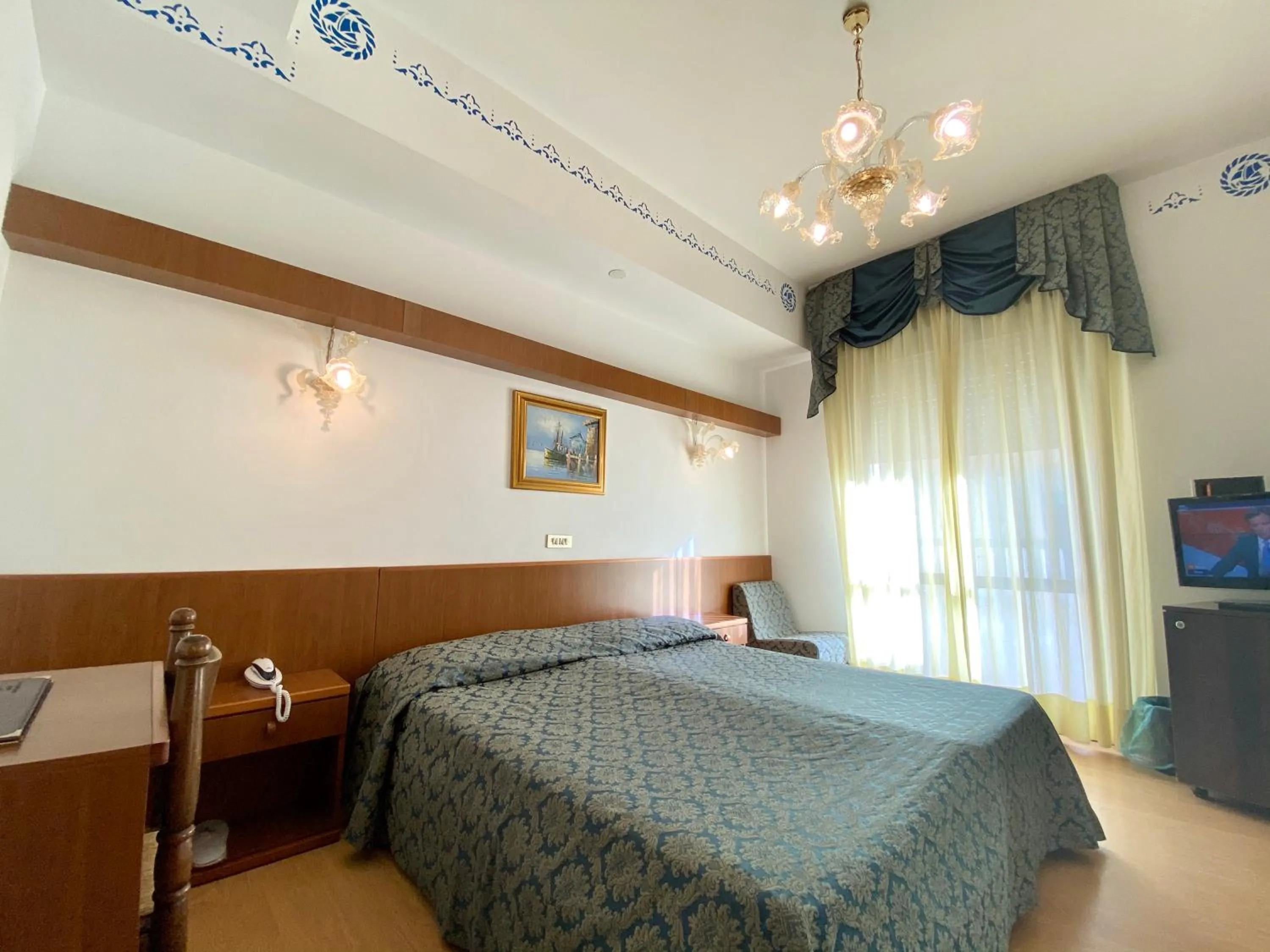 Photo of the whole room, Bed in Hotel Florida