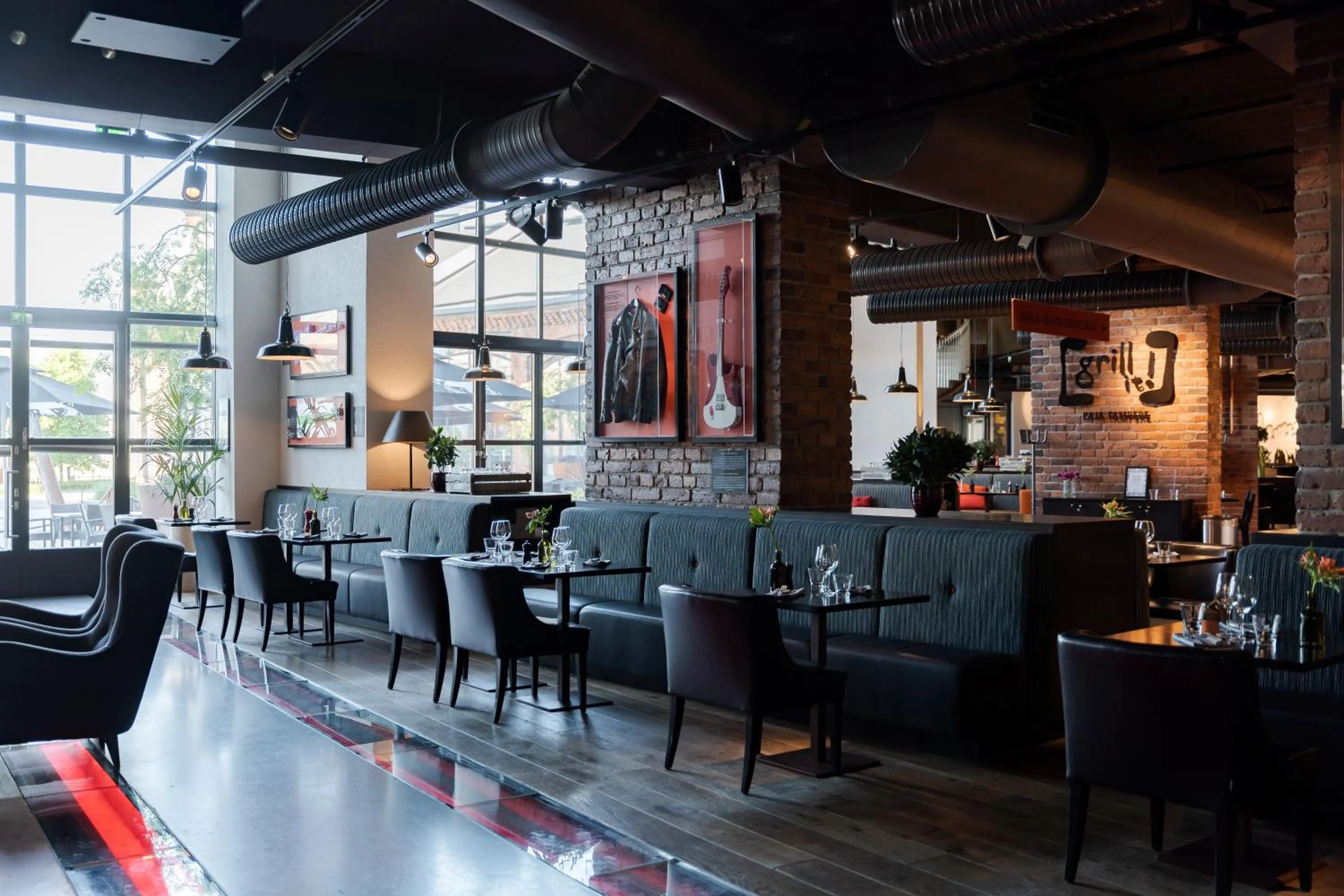 Restaurant/places to eat in Solo Sokos Hotel Torni Tampere