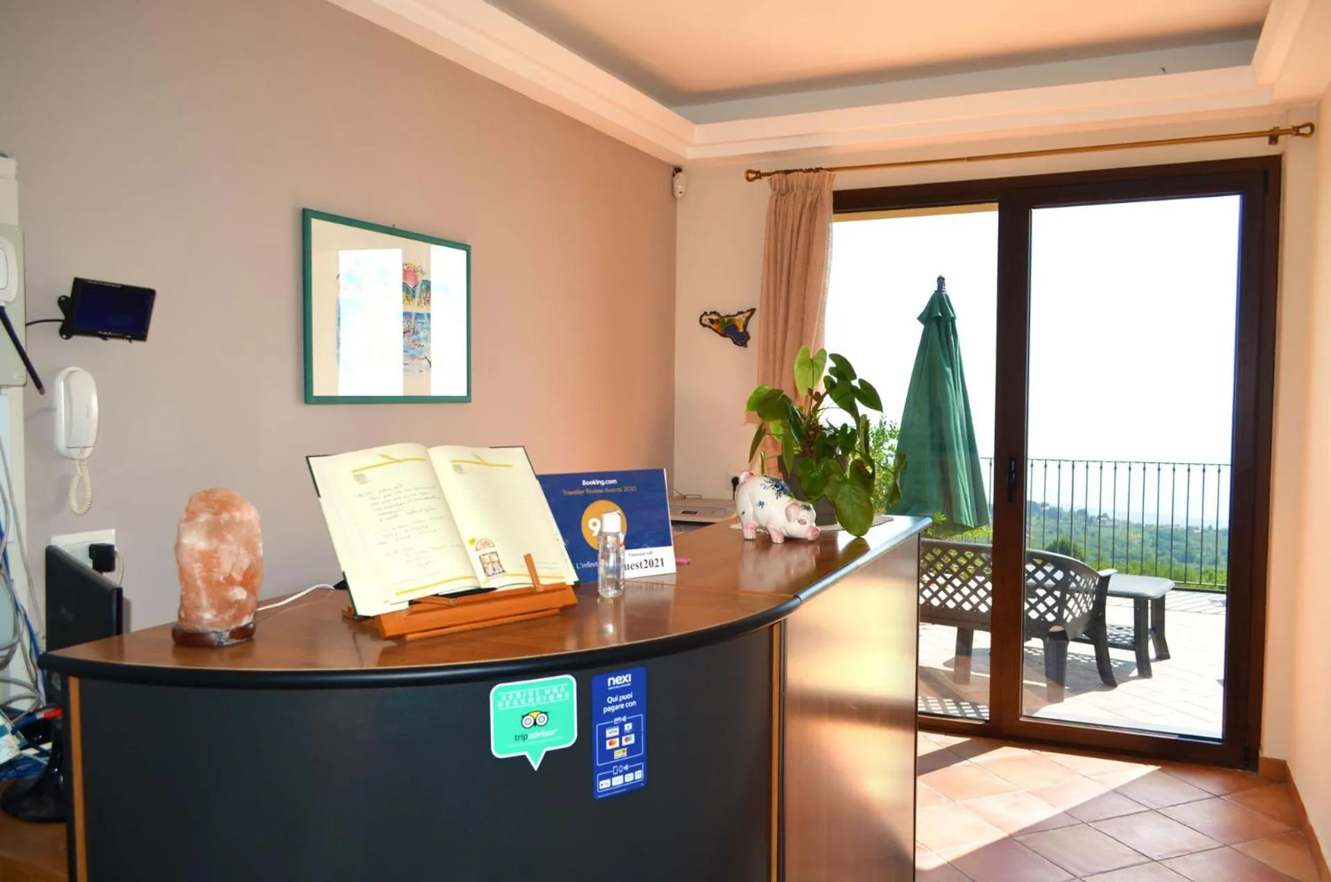 Lobby or reception in L'Infinito Agriturismo - Rooms & Breakfast