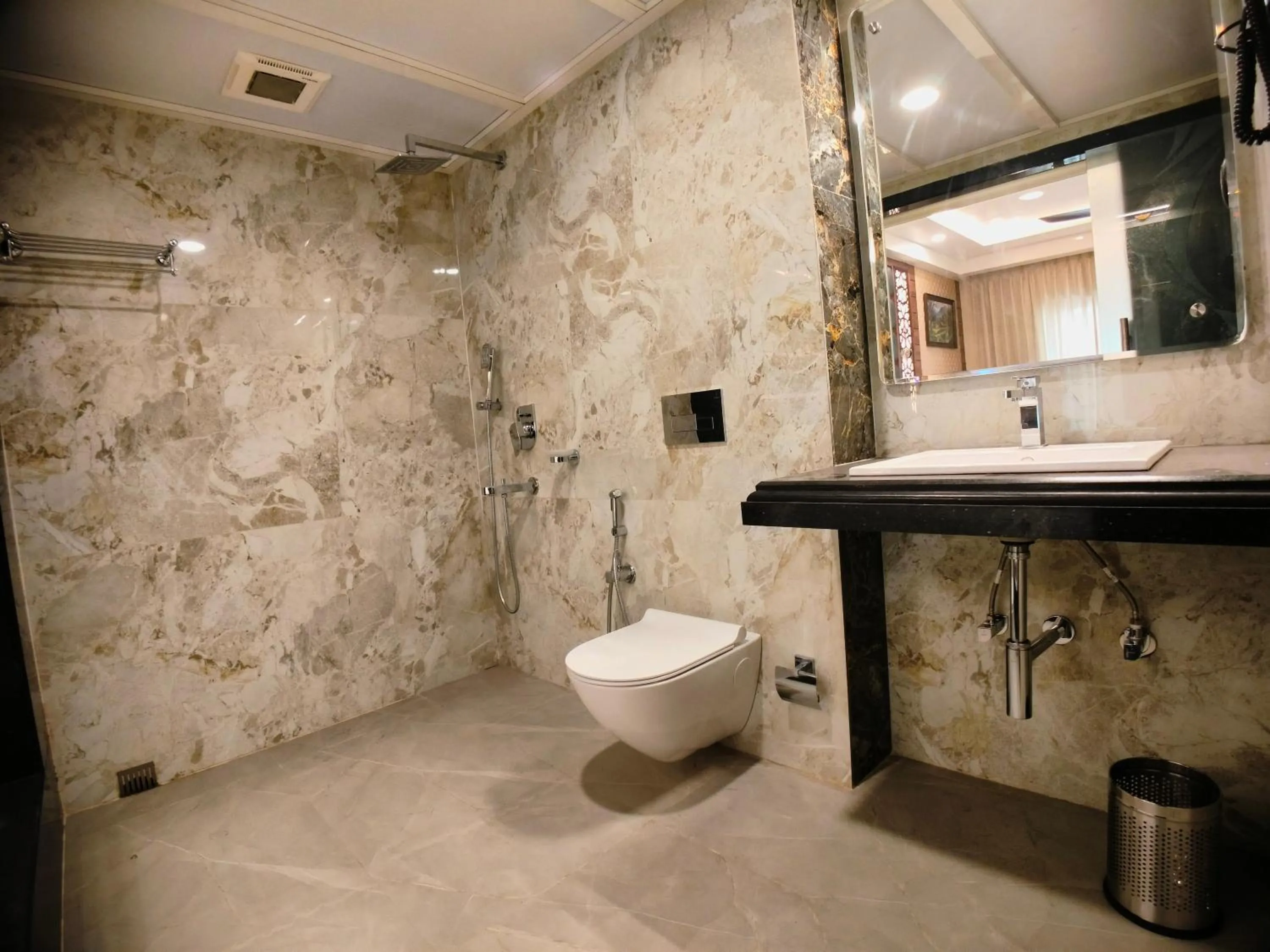 Bathroom in AGM GRAND HOTEL & Spa