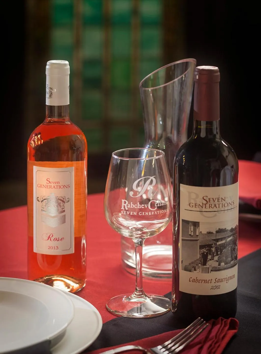 Alcoholic drinks in Seven Generations Winery Hotel