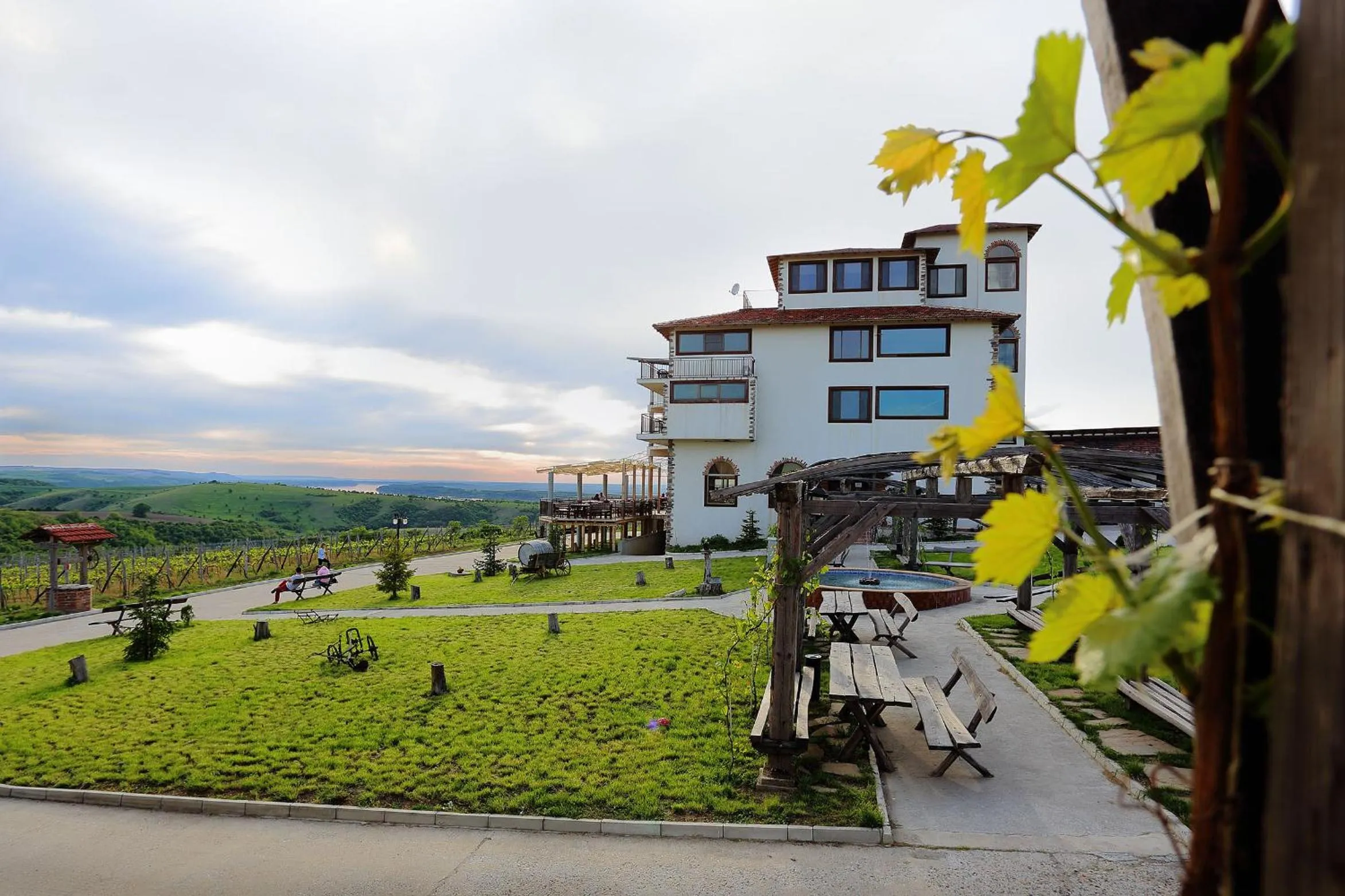 Facade/entrance in Seven Generations Winery Hotel