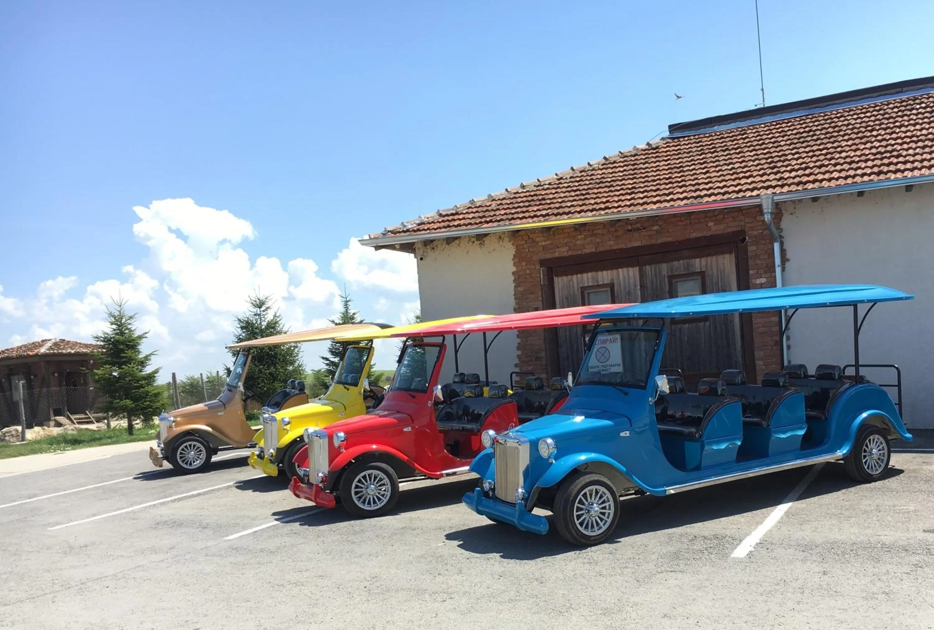 Seven Generations Winery Hotel