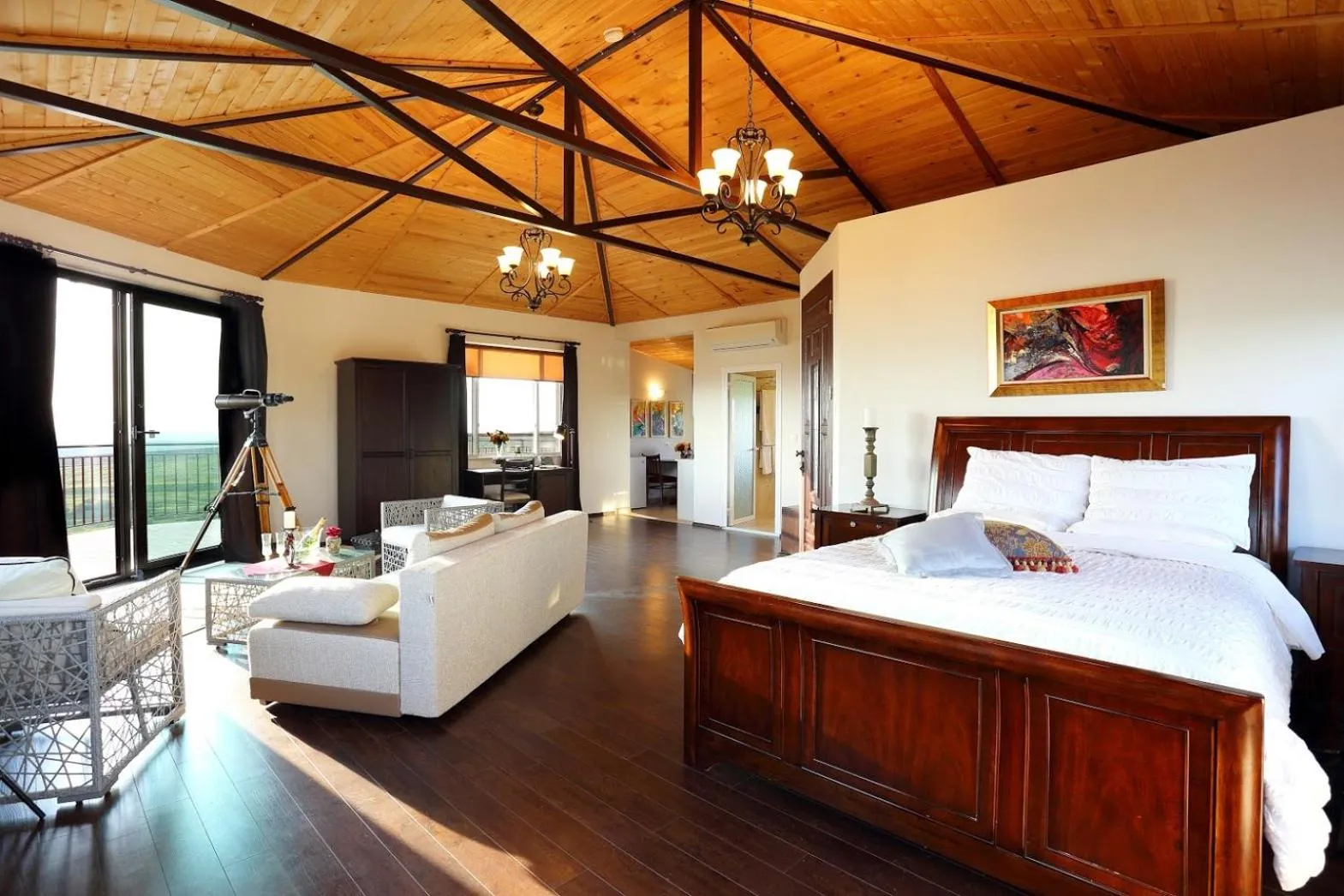 Photo of the whole room, Bed in Seven Generations Winery Hotel