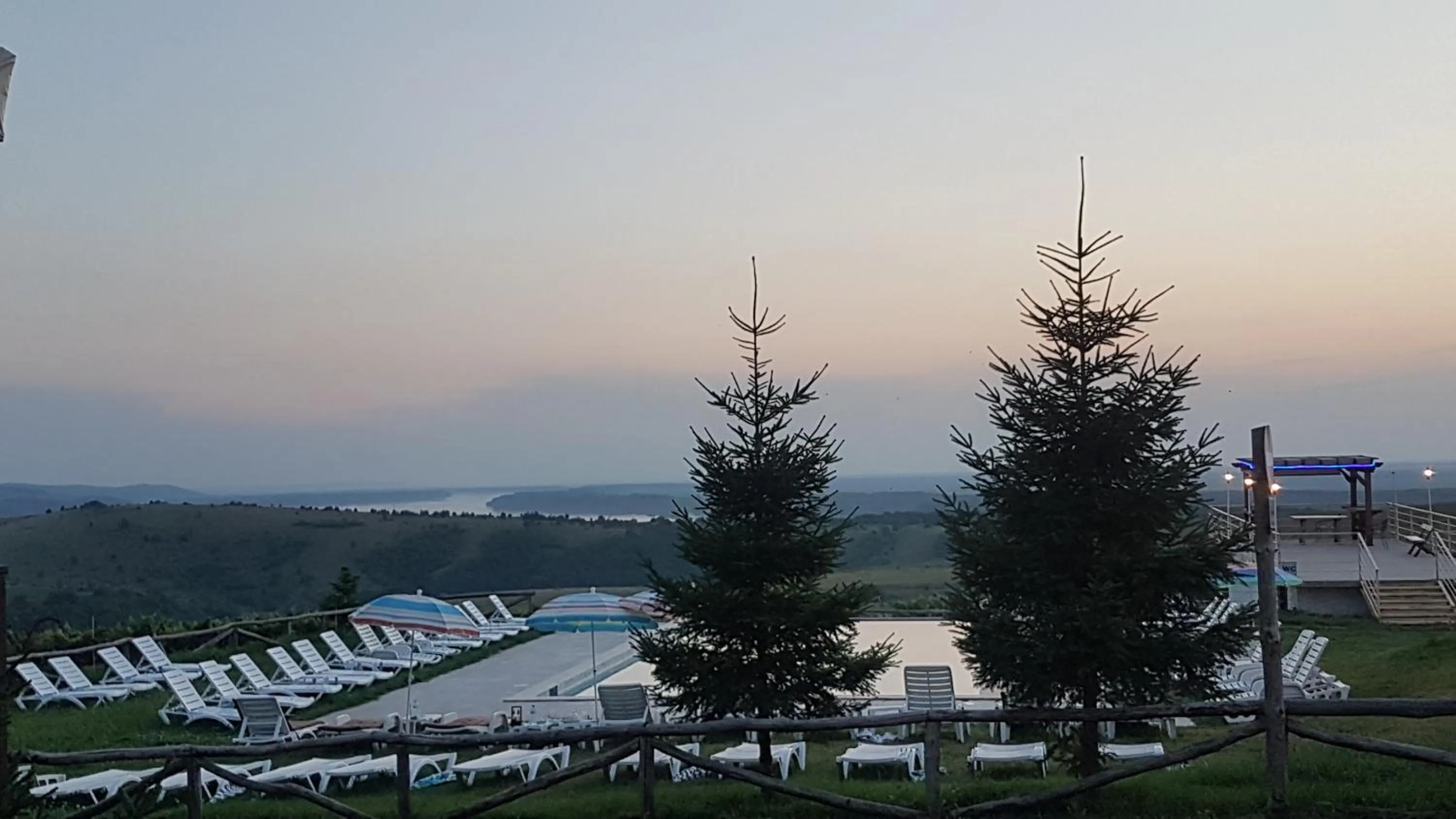 Seven Generations Winery Hotel