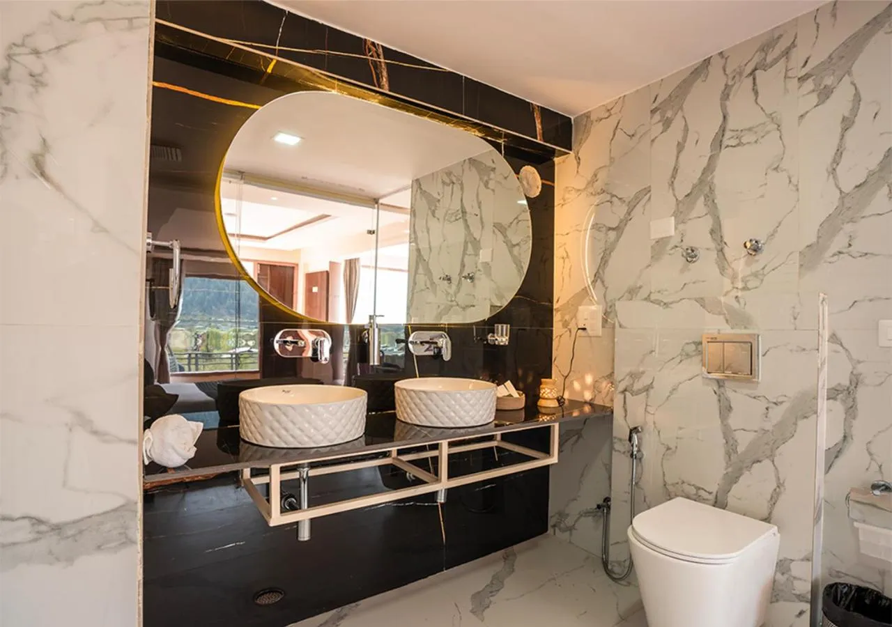 Bathroom in Moustache Manali