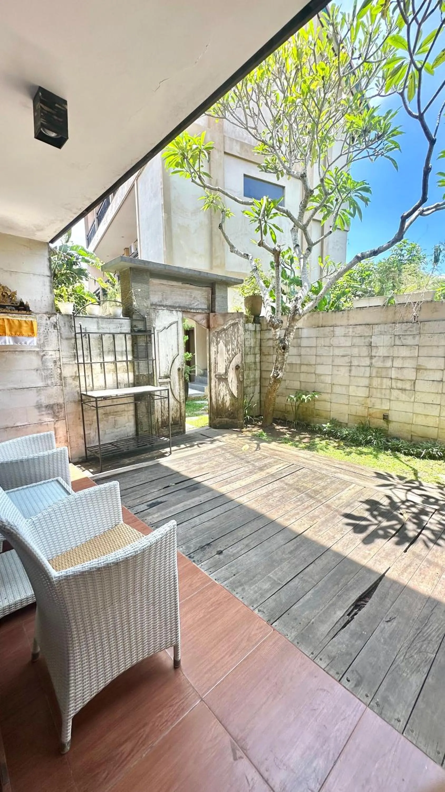 Seating area in Bukawa Lodge Jimbaran