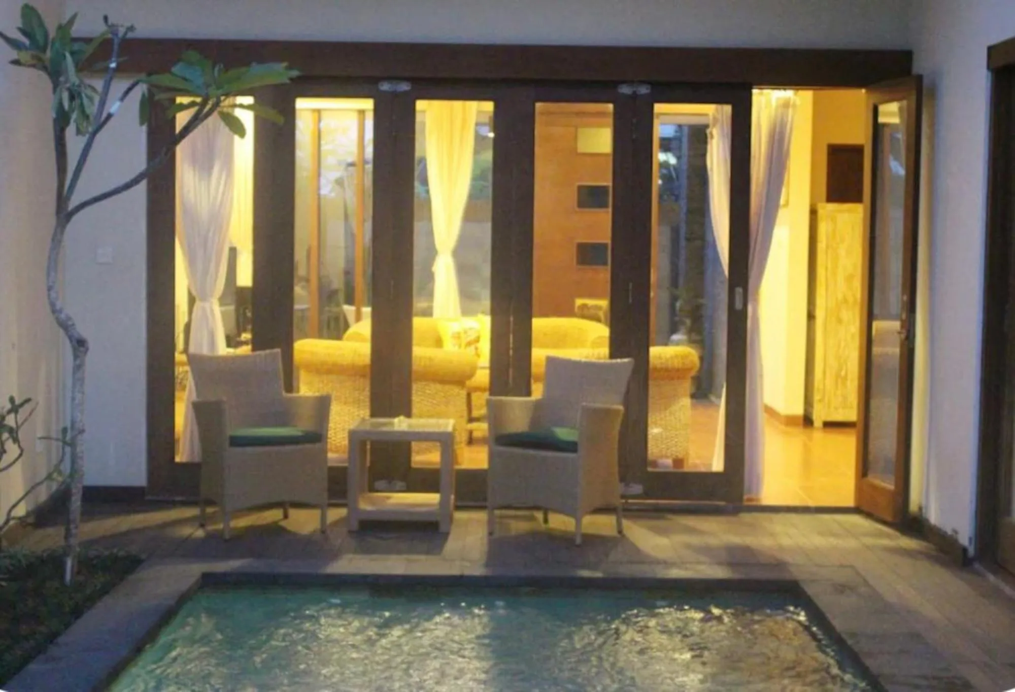 Swimming pool in Bukawa Lodge Jimbaran