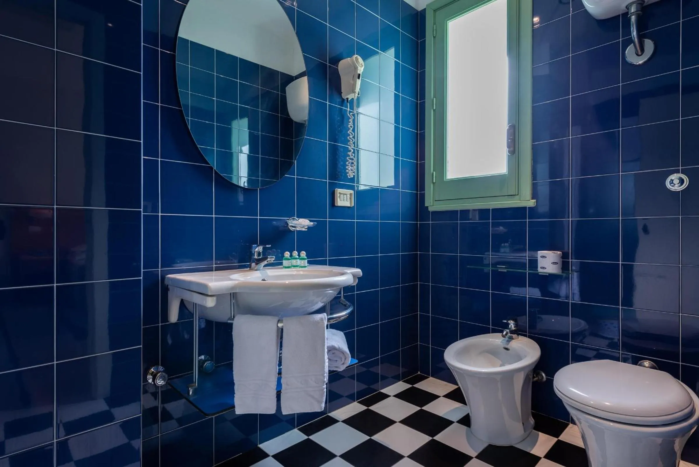 Bathroom in Hotel Euromare