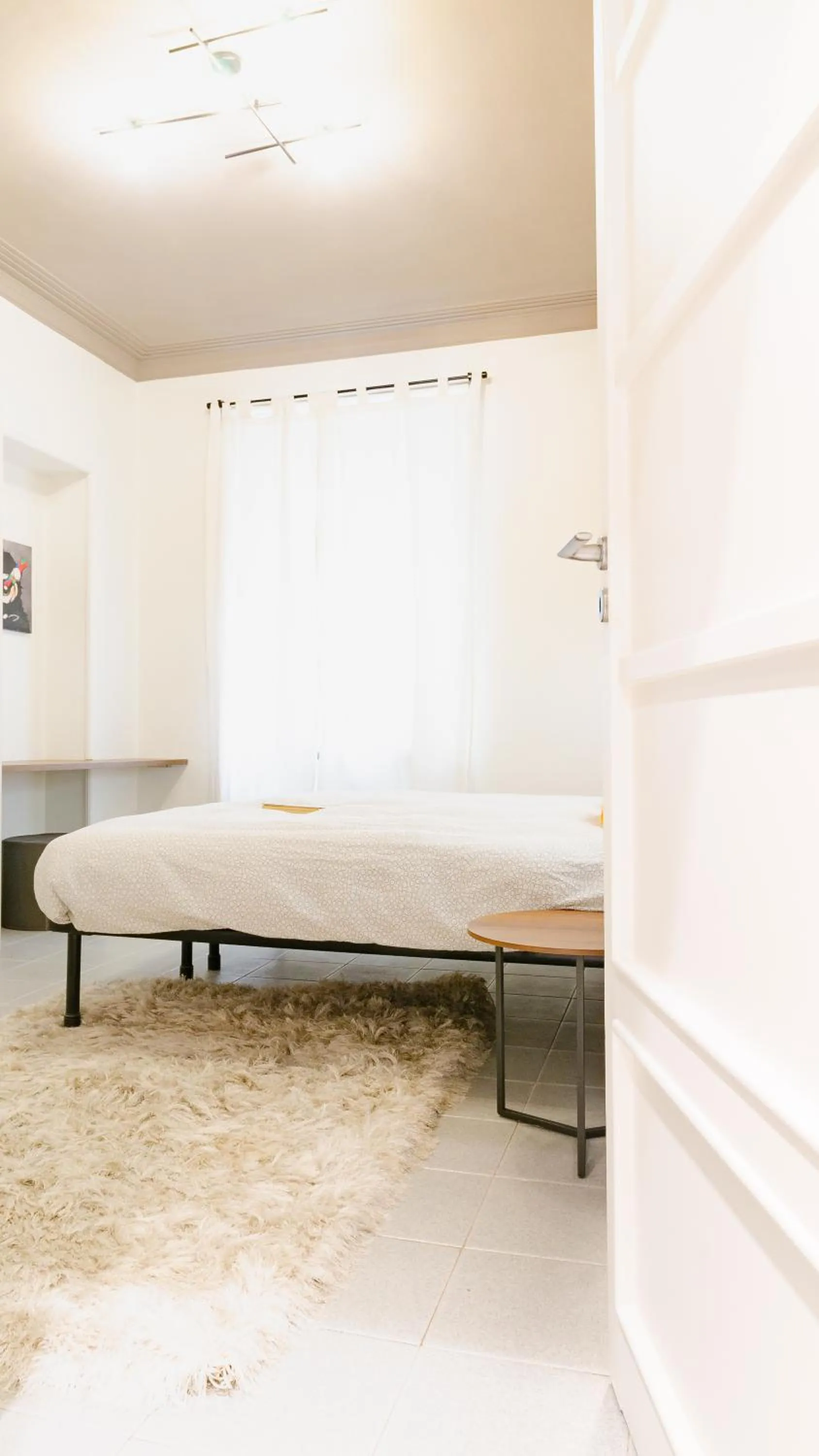 Bed in Bertola 17, centrale, stazione by HAPPYHOSTORINO