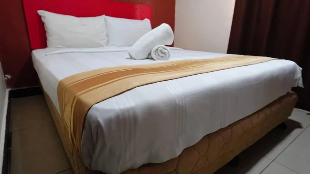 Bed in Hotel Wings Kuala Lumpur