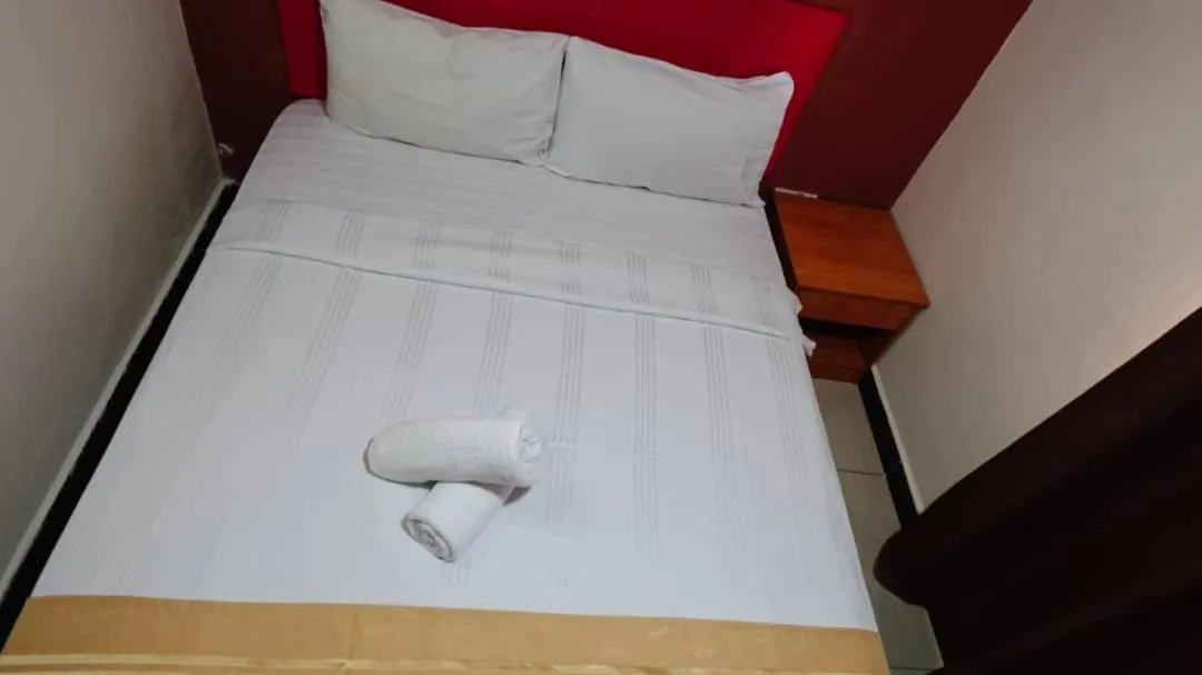 Bed in Hotel Wings Kuala Lumpur