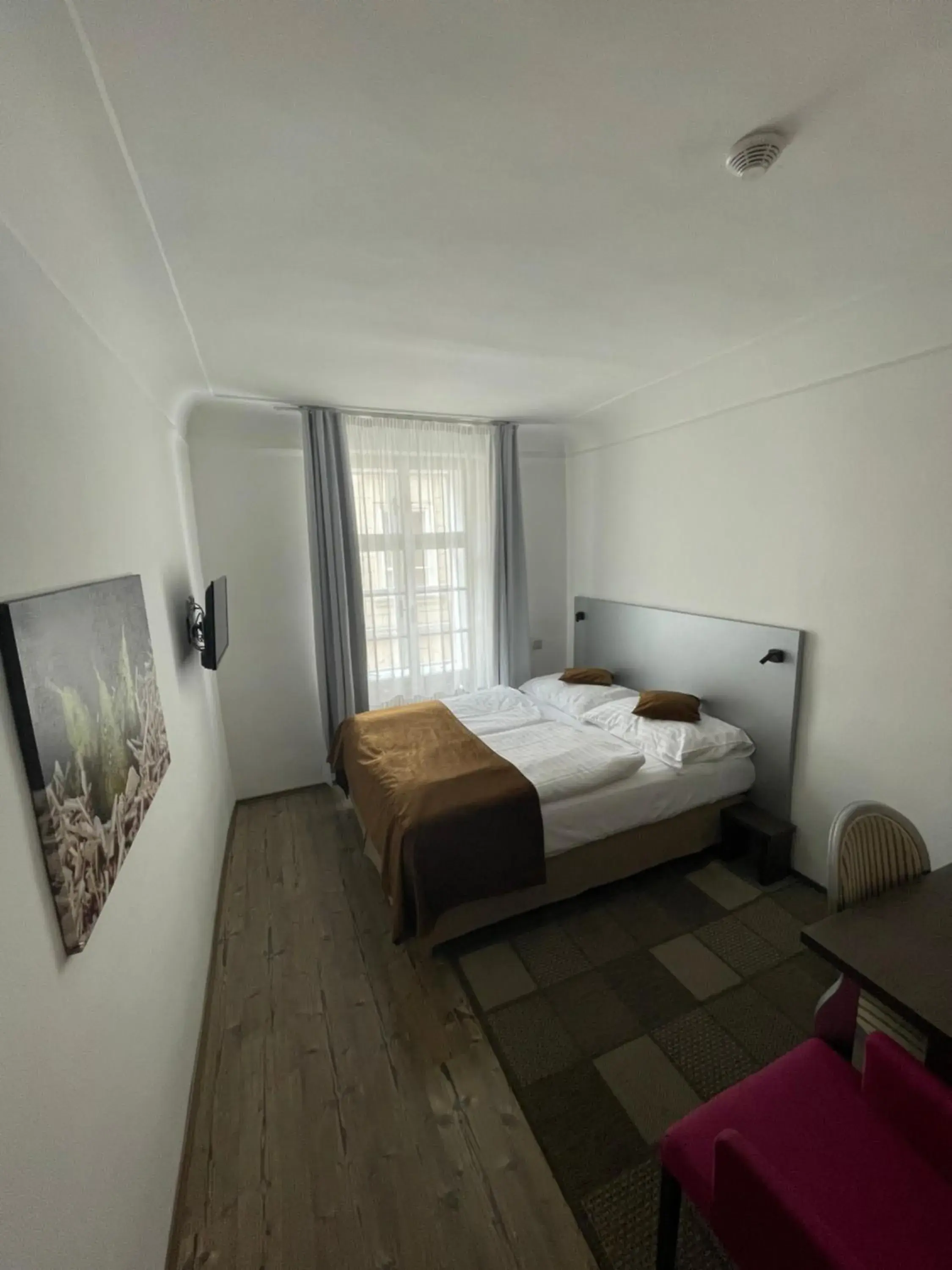 Standard Double Room in Hotel U Tří hrušek suites & apartments Standard Double Room in Hotel U Tří hrušek suites & apartments