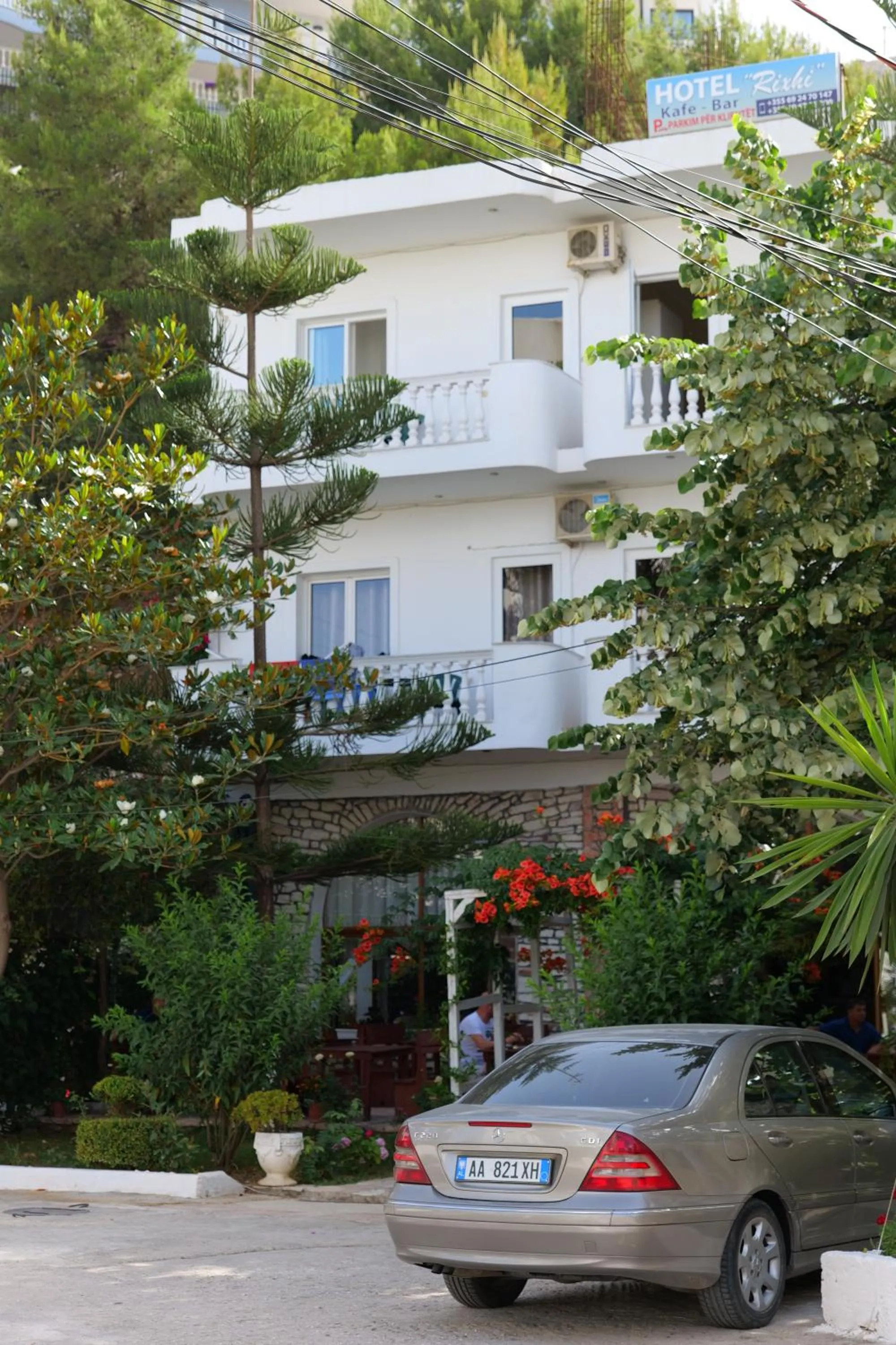 Property building in Hotel Rixhi