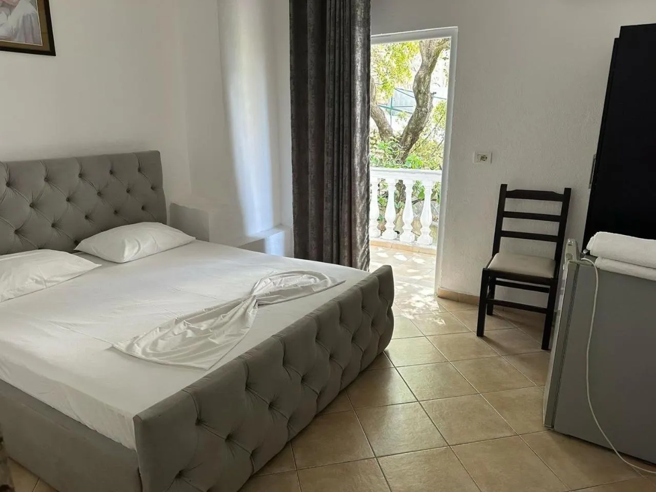 Photo of the whole room in Hotel Rixhi