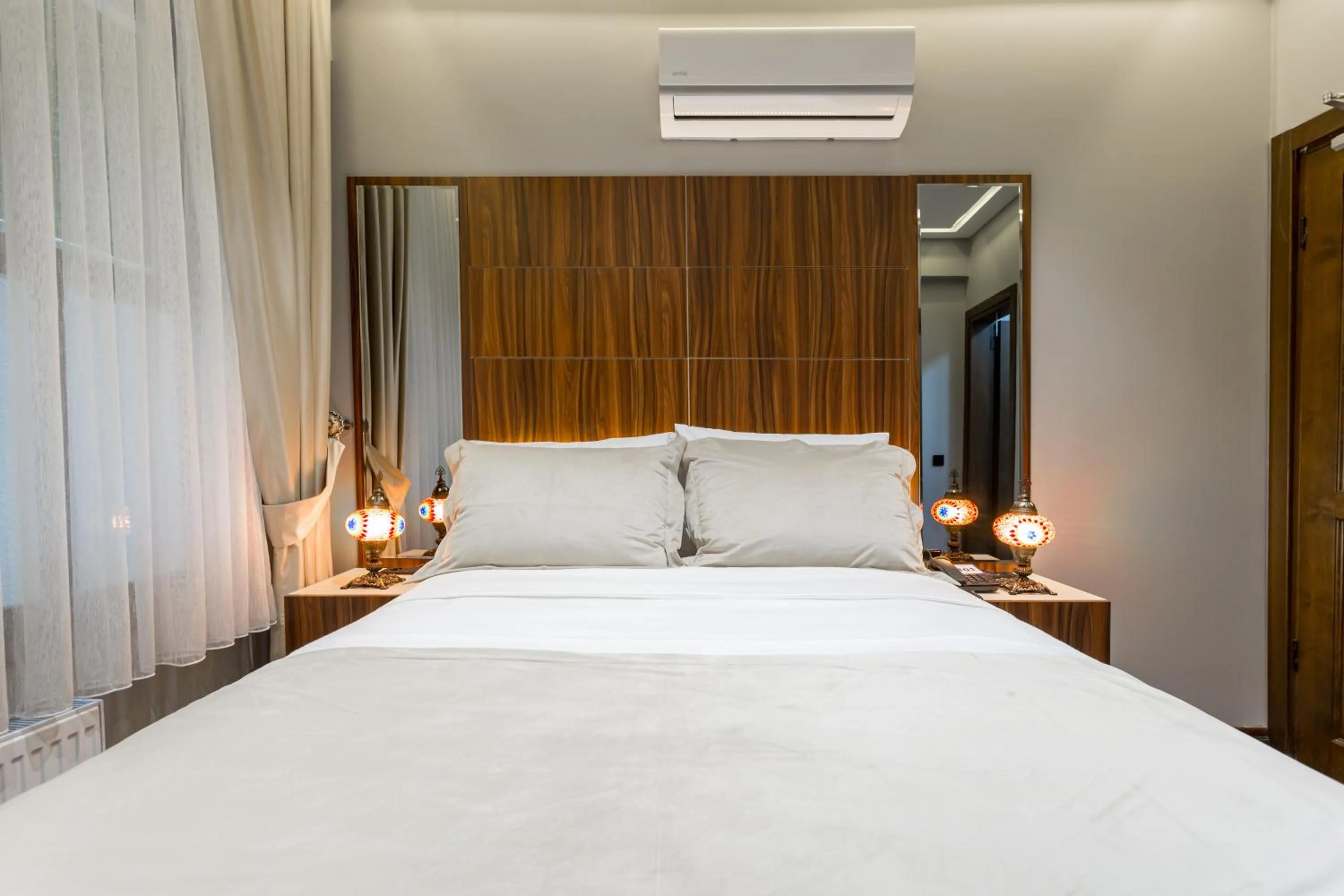 Bed in Dream Park Hotel