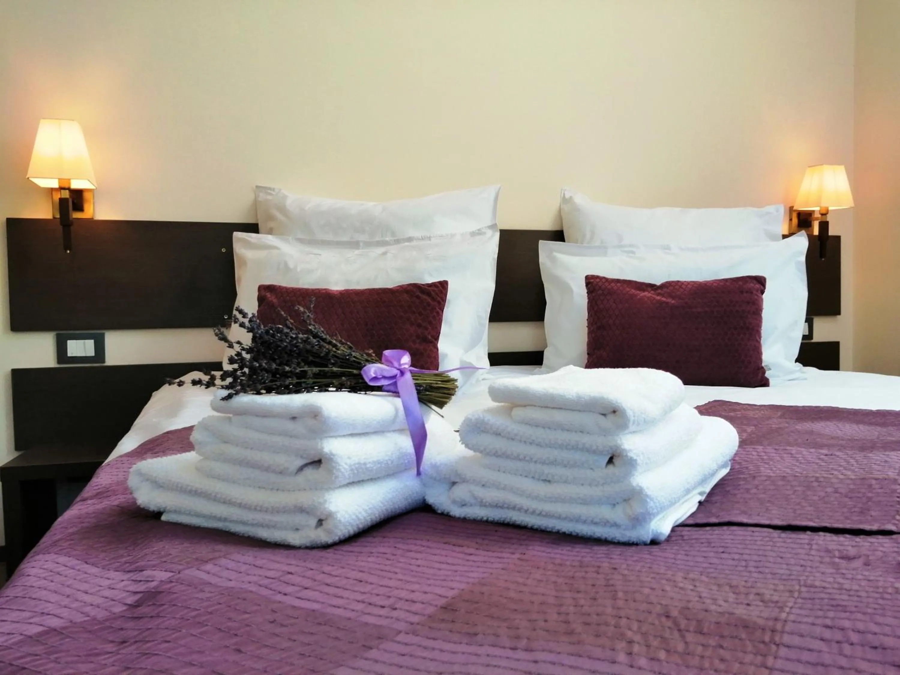 Decorative detail, Bed in GreenHill Brasov