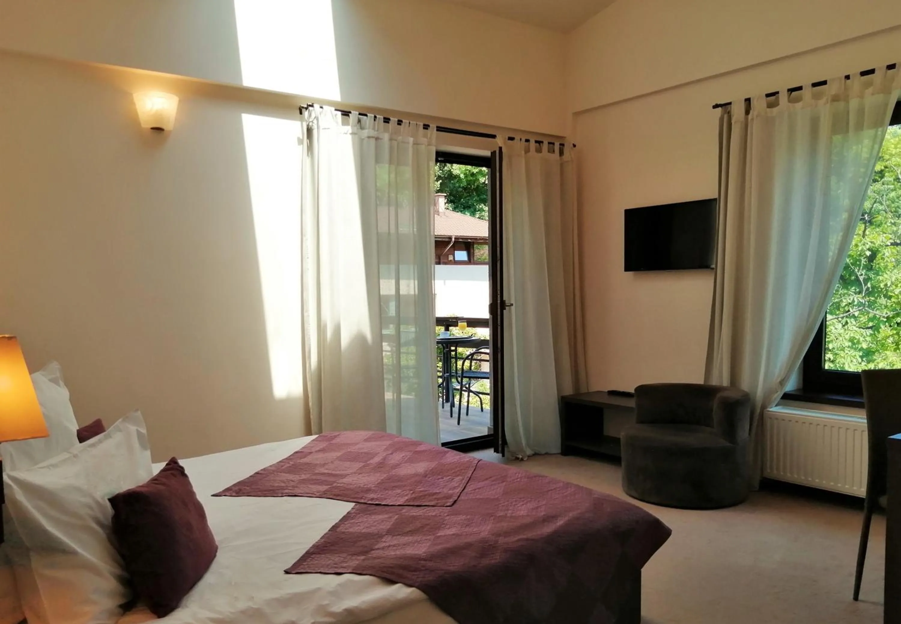 Balcony/Terrace, Bed in GreenHill Brasov