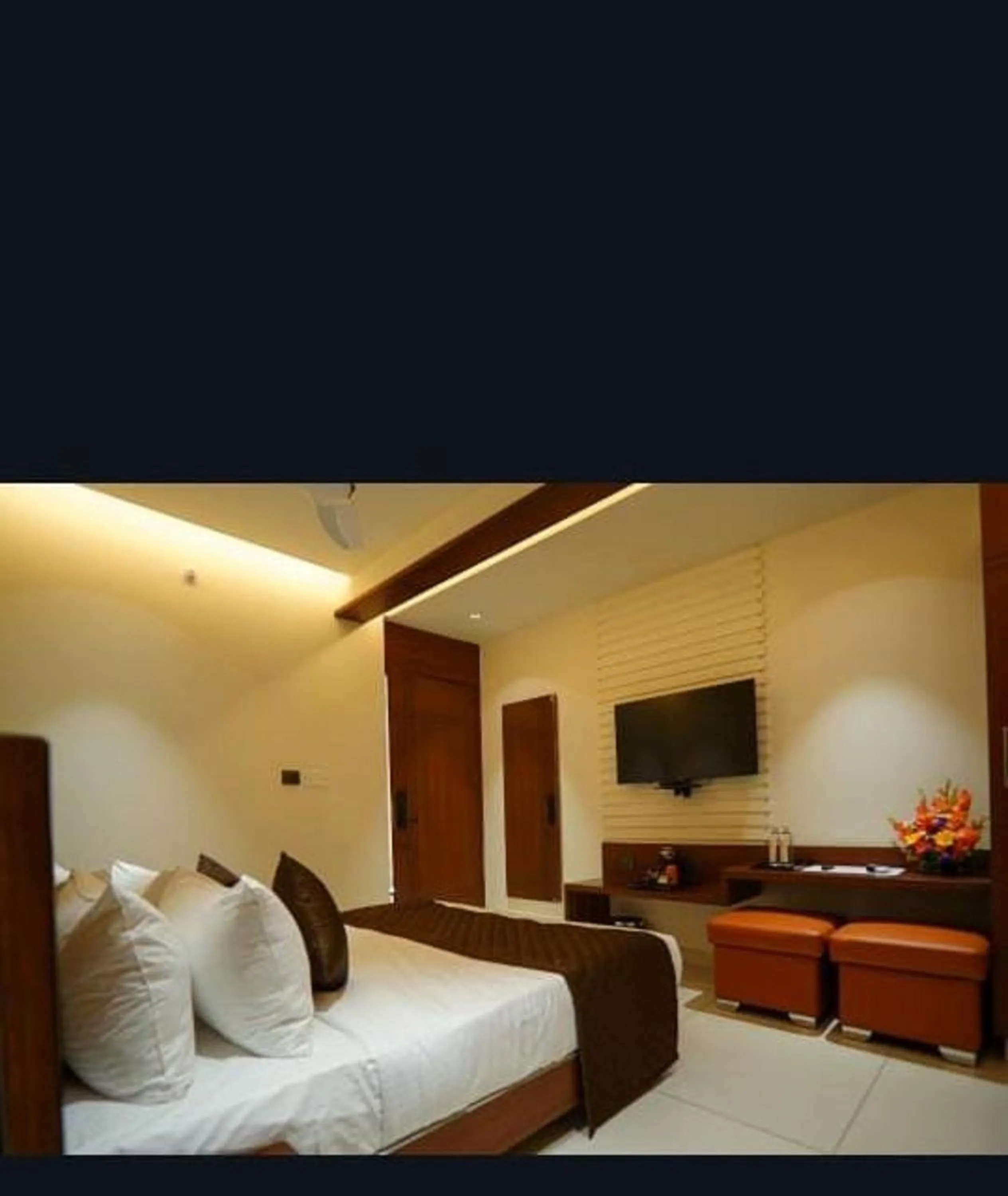 Bedroom, Bed in Hotel Harigovindas Express Mysore