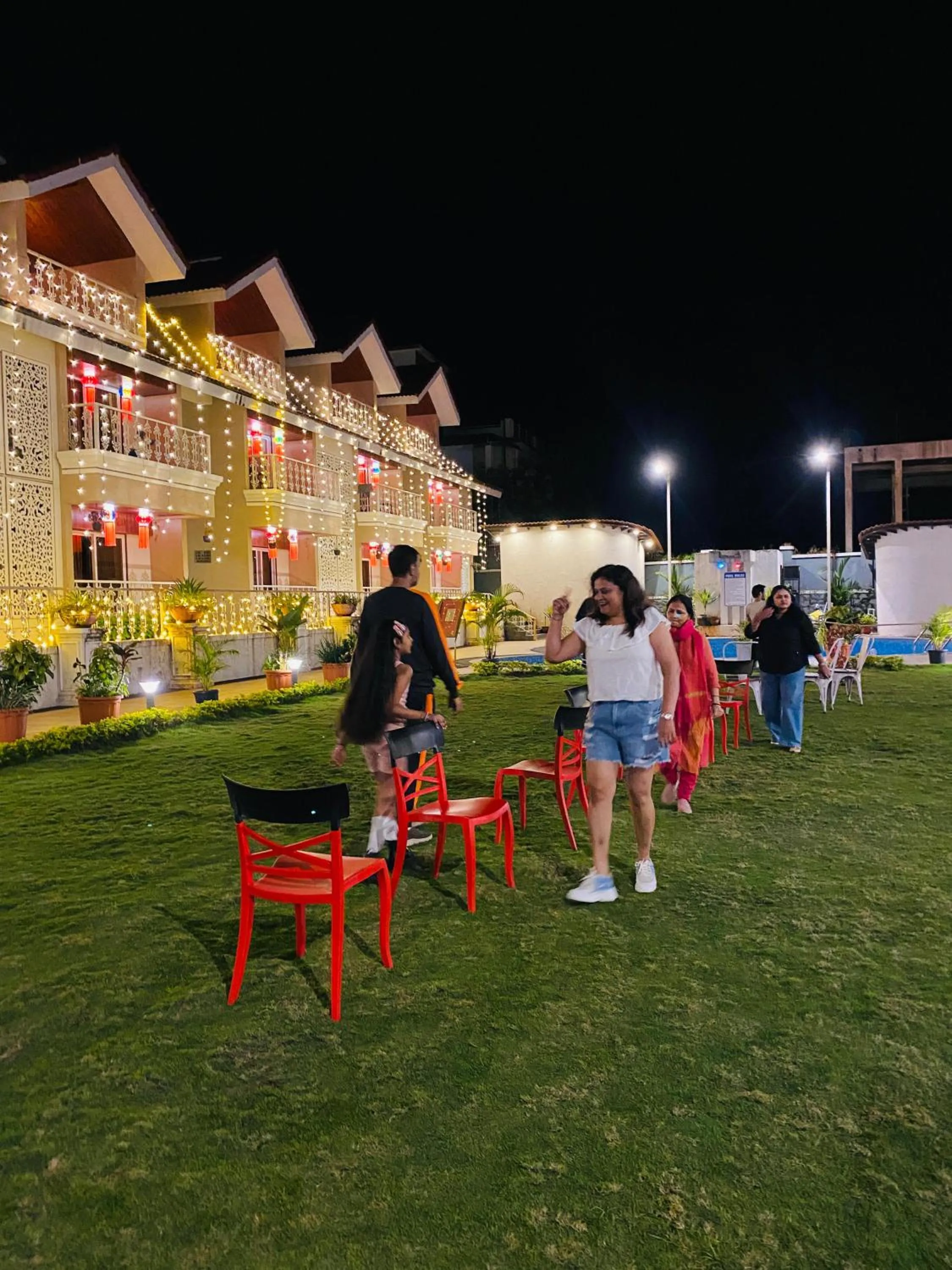 Garden in The Grand Leela Resort