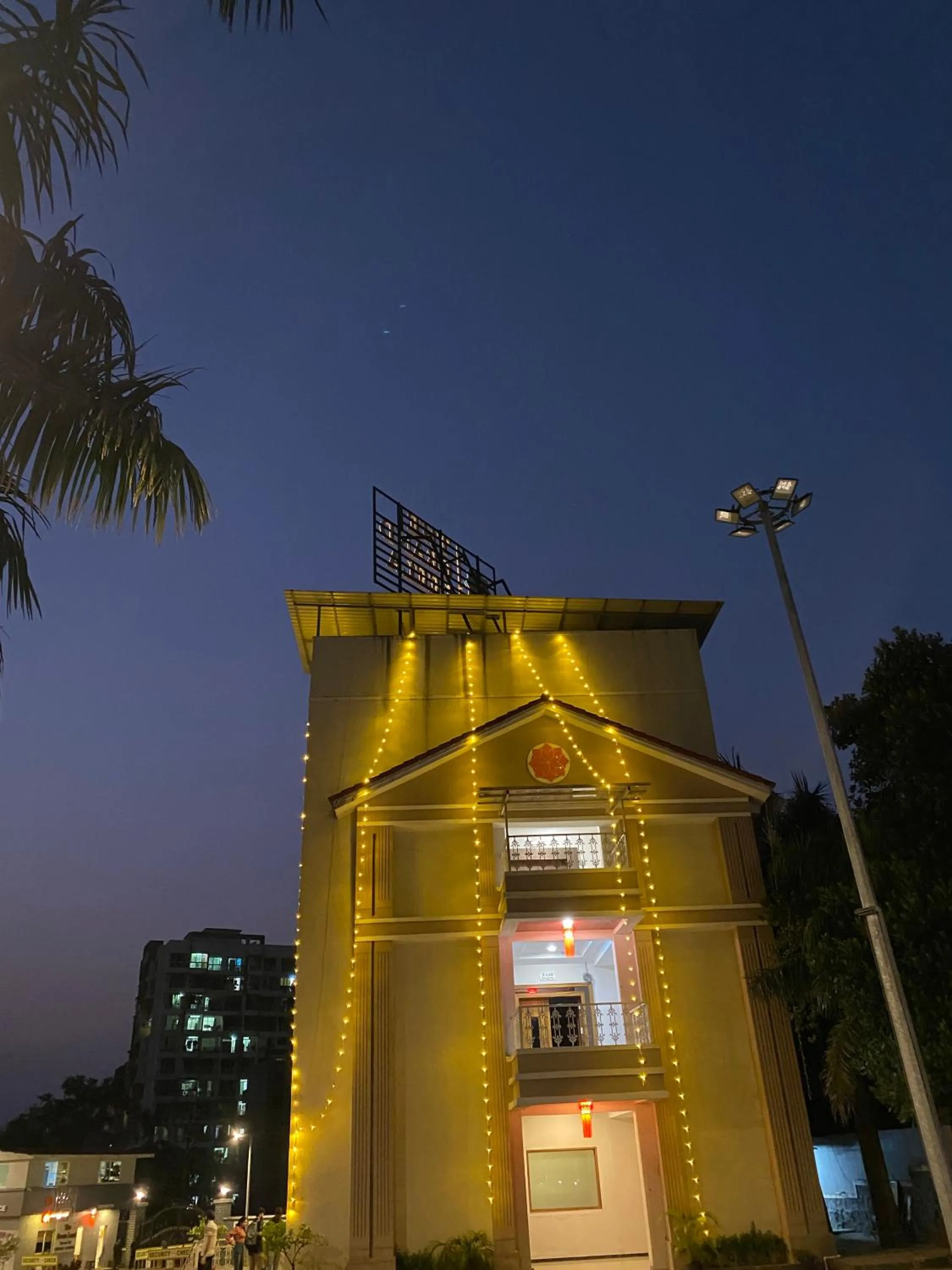 Night in The Grand Leela Resort