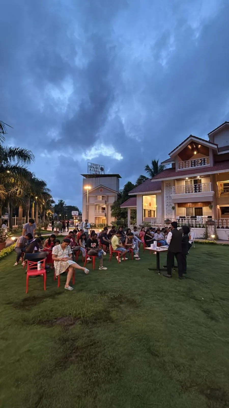Garden in The Grand Leela Resort