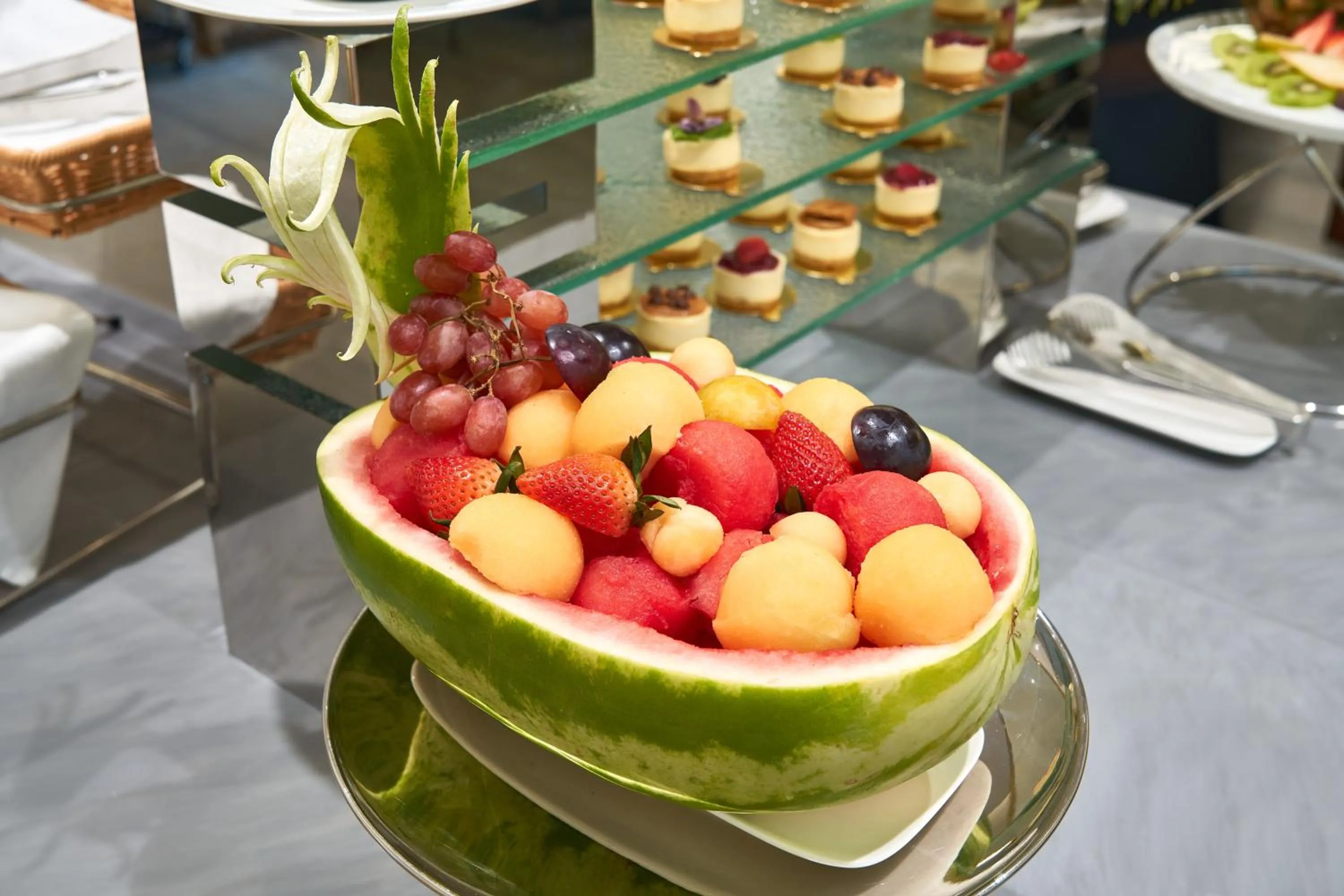 Area and facilities in Platinum Hotel