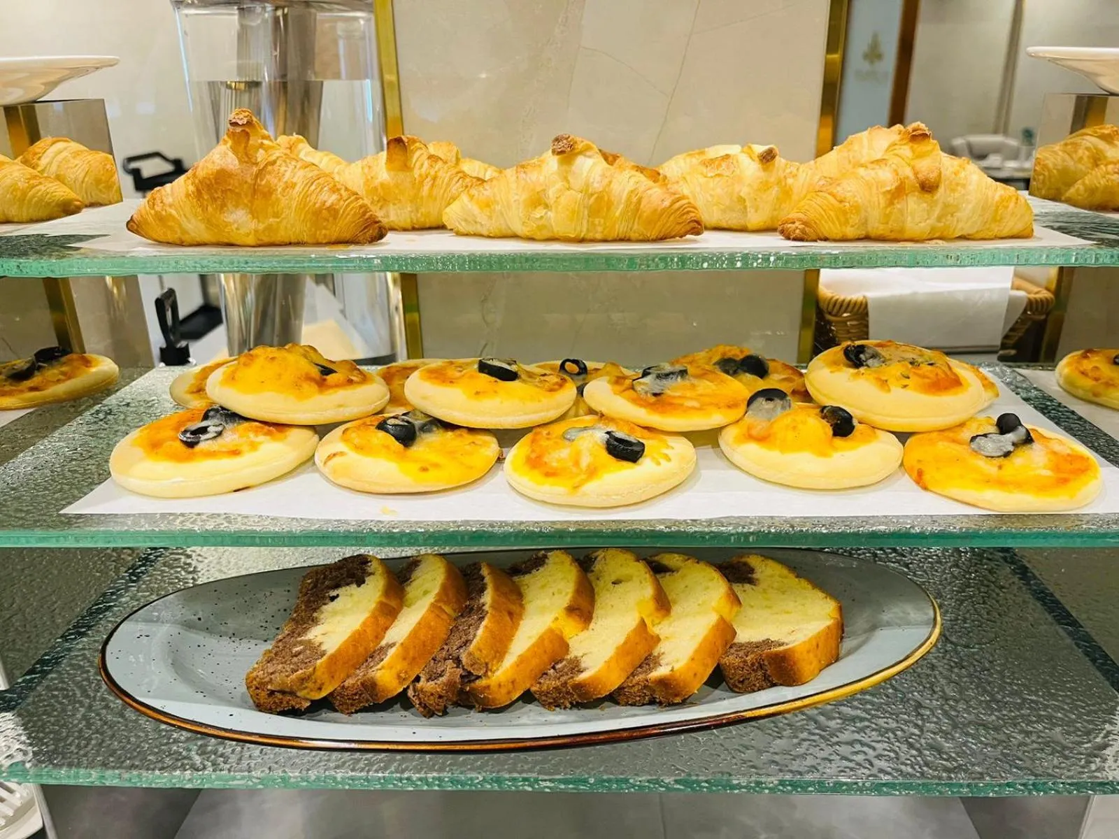 Breakfast in Platinum Hotel