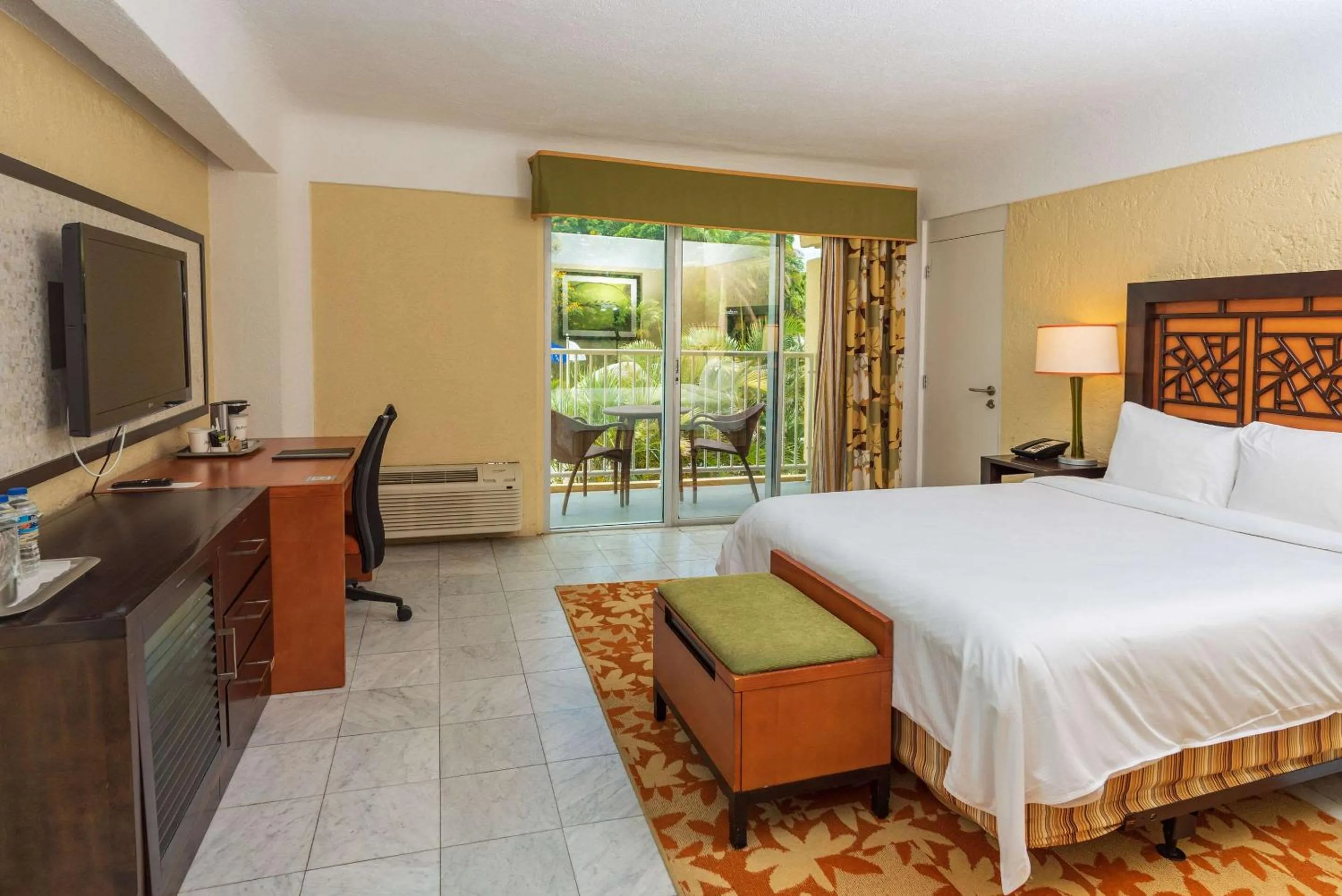 Bedroom, Bed in Radisson Aquatica Resort Barbados