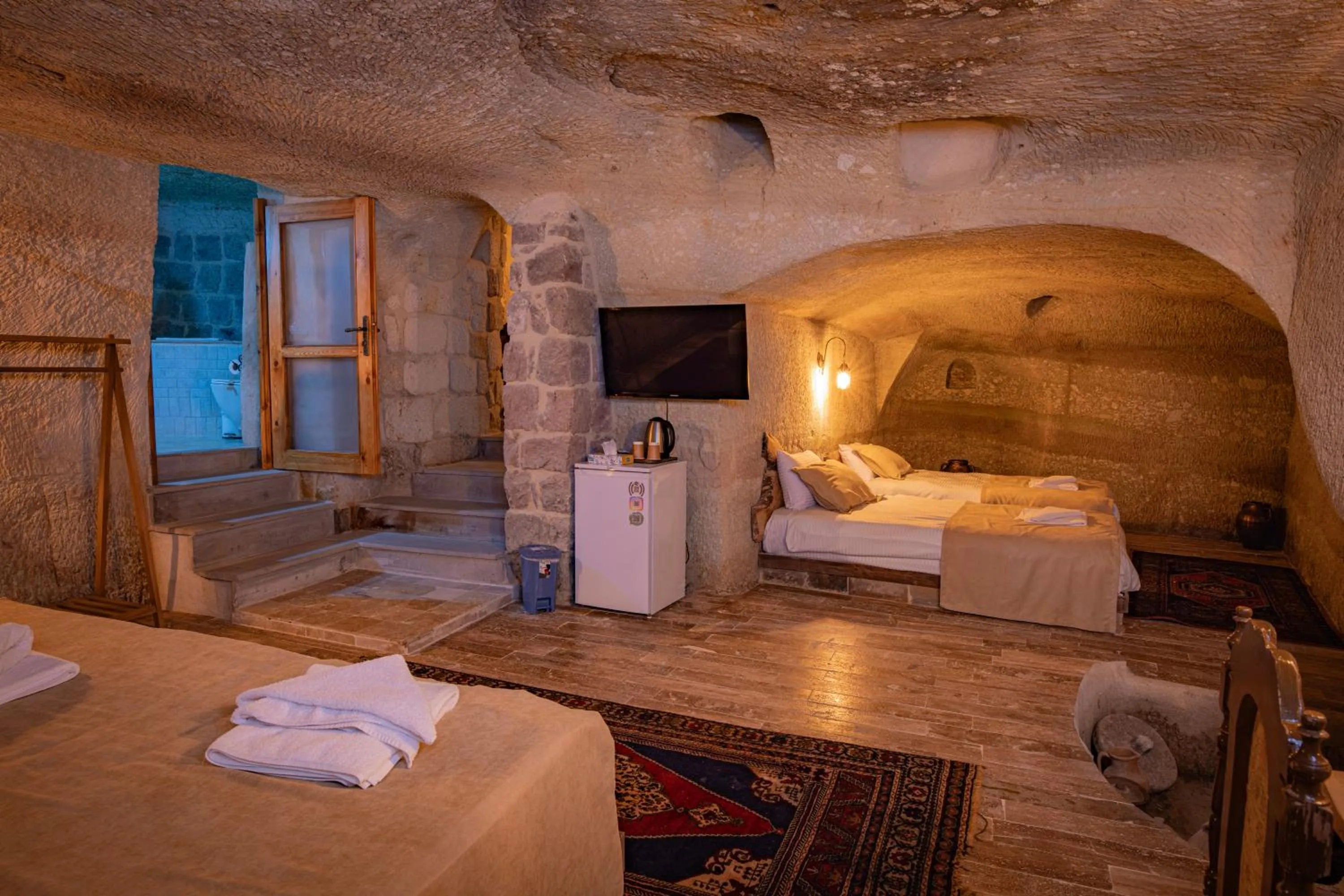 Bed in Sur Cave Hotel
