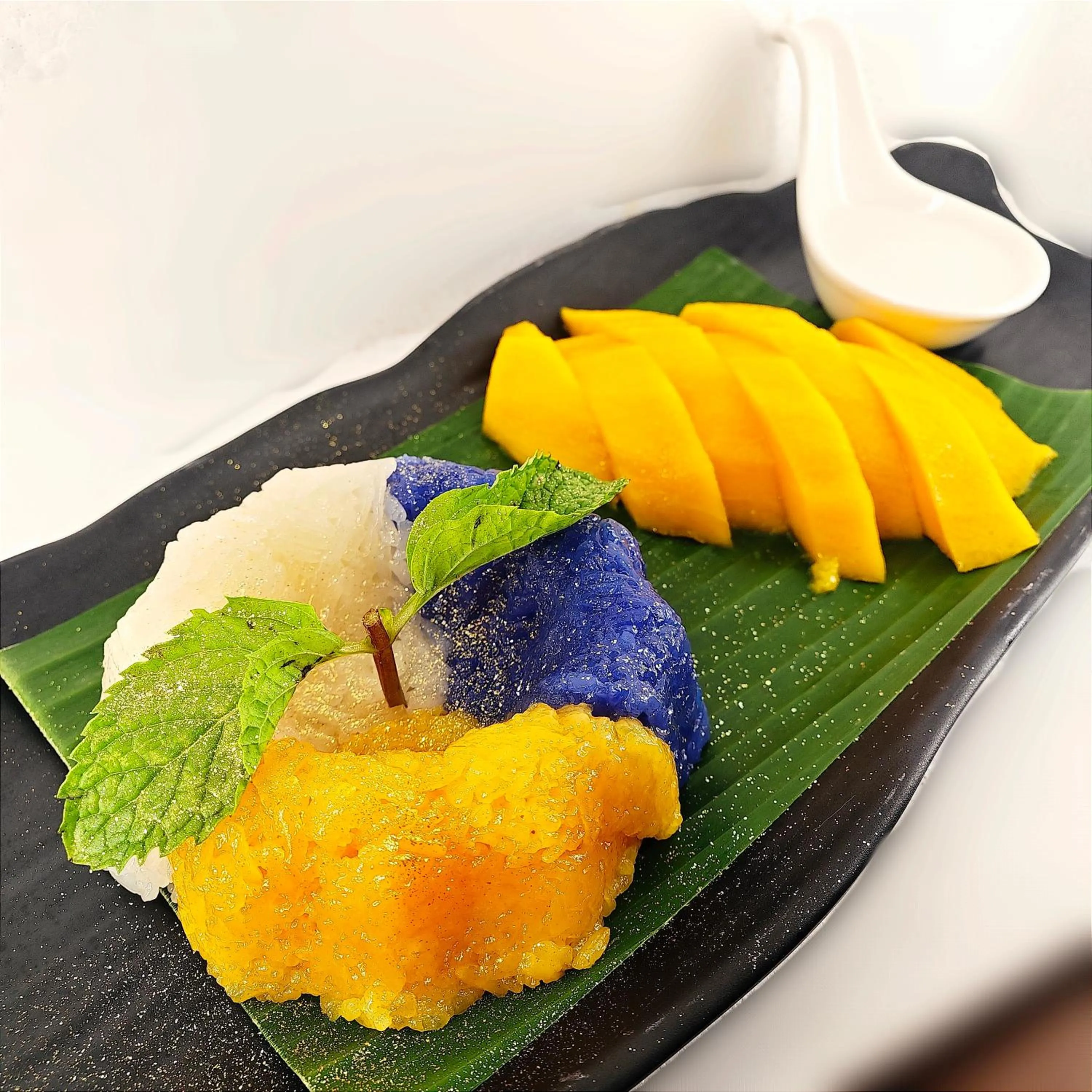 Restaurant/places to eat in Panda Lodge Home Stay