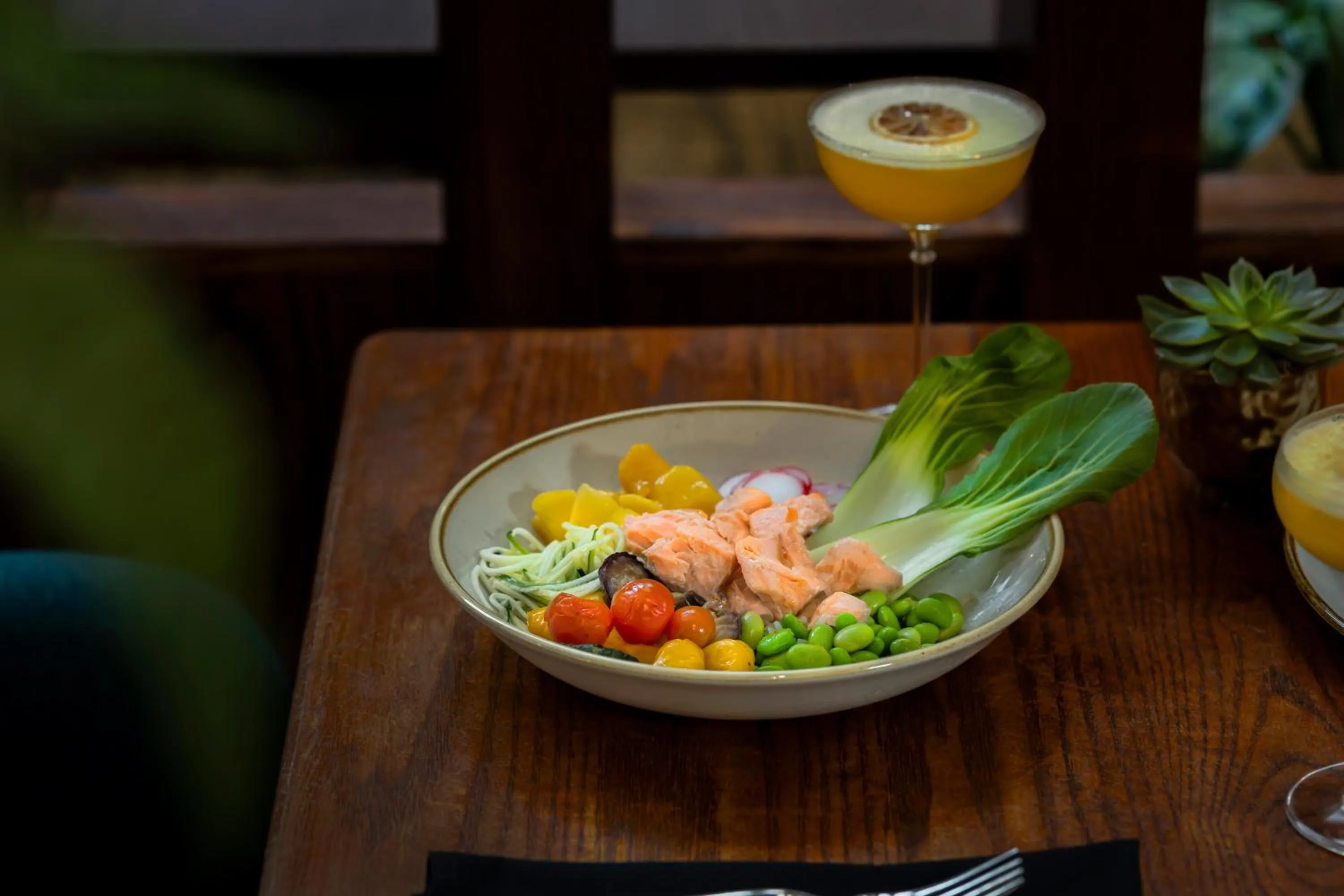 Food and drinks in Crowne Plaza Solihull by IHG