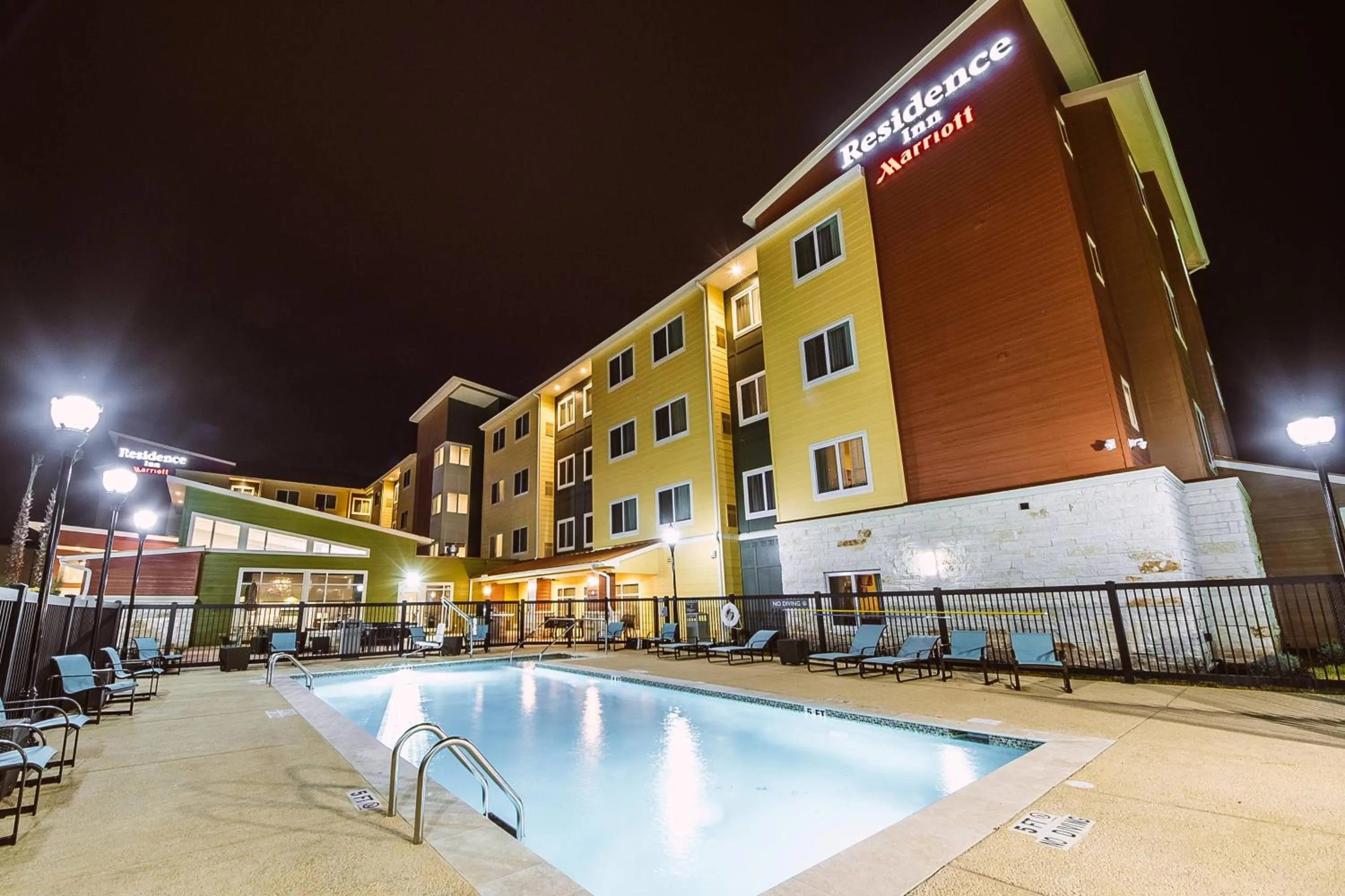 Swimming pool in Residence Inn by Marriott Harlingen