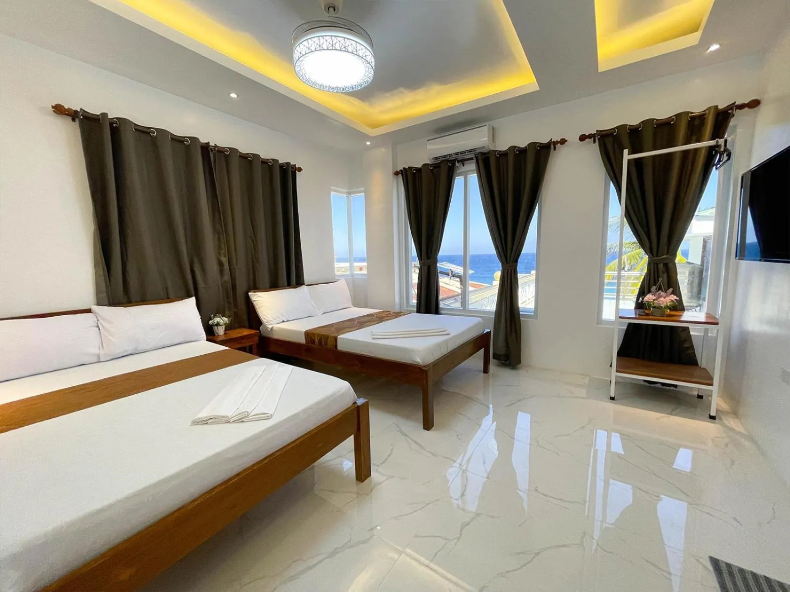 Bed in Agbing Seaside View Resort Puerto Galera powered by Cocotel