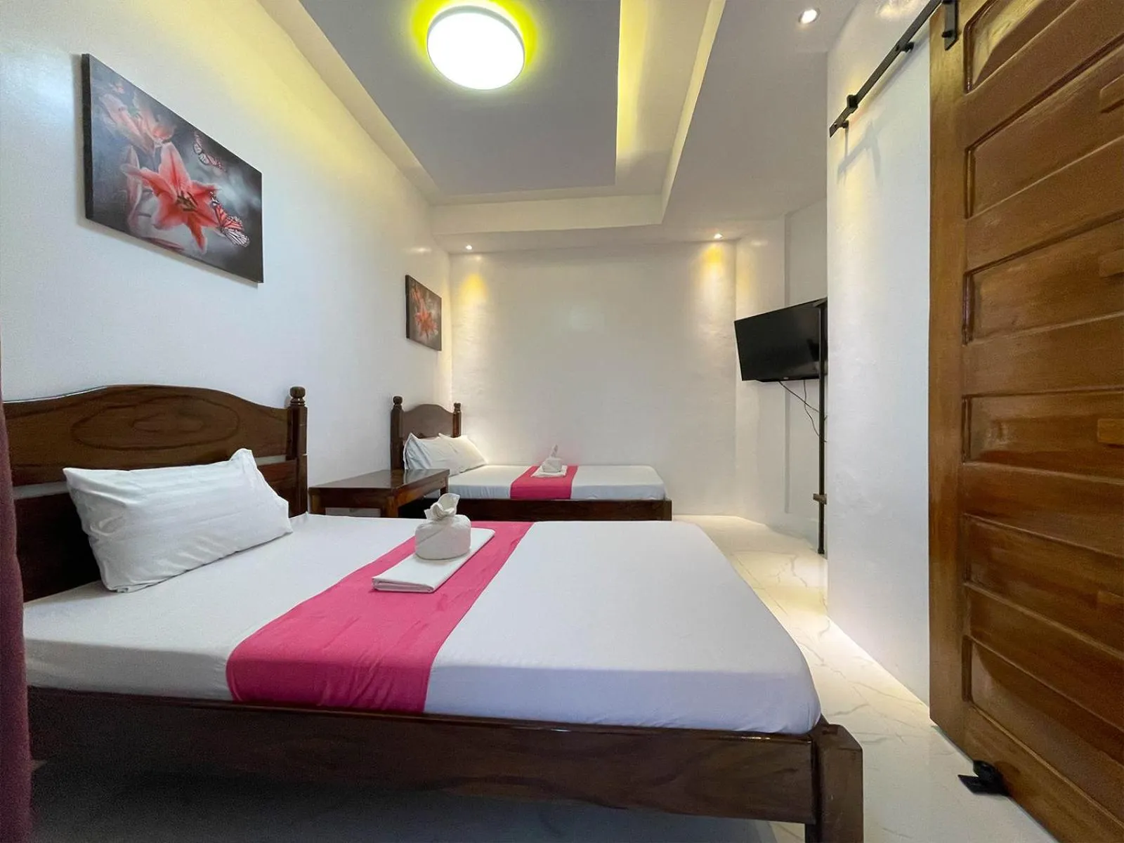 Bed in Agbing Seaside View Resort Puerto Galera powered by Cocotel
