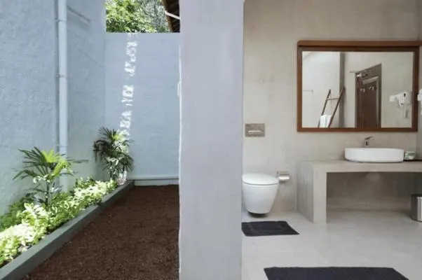 Hibiscus Beach Hotel & Villas