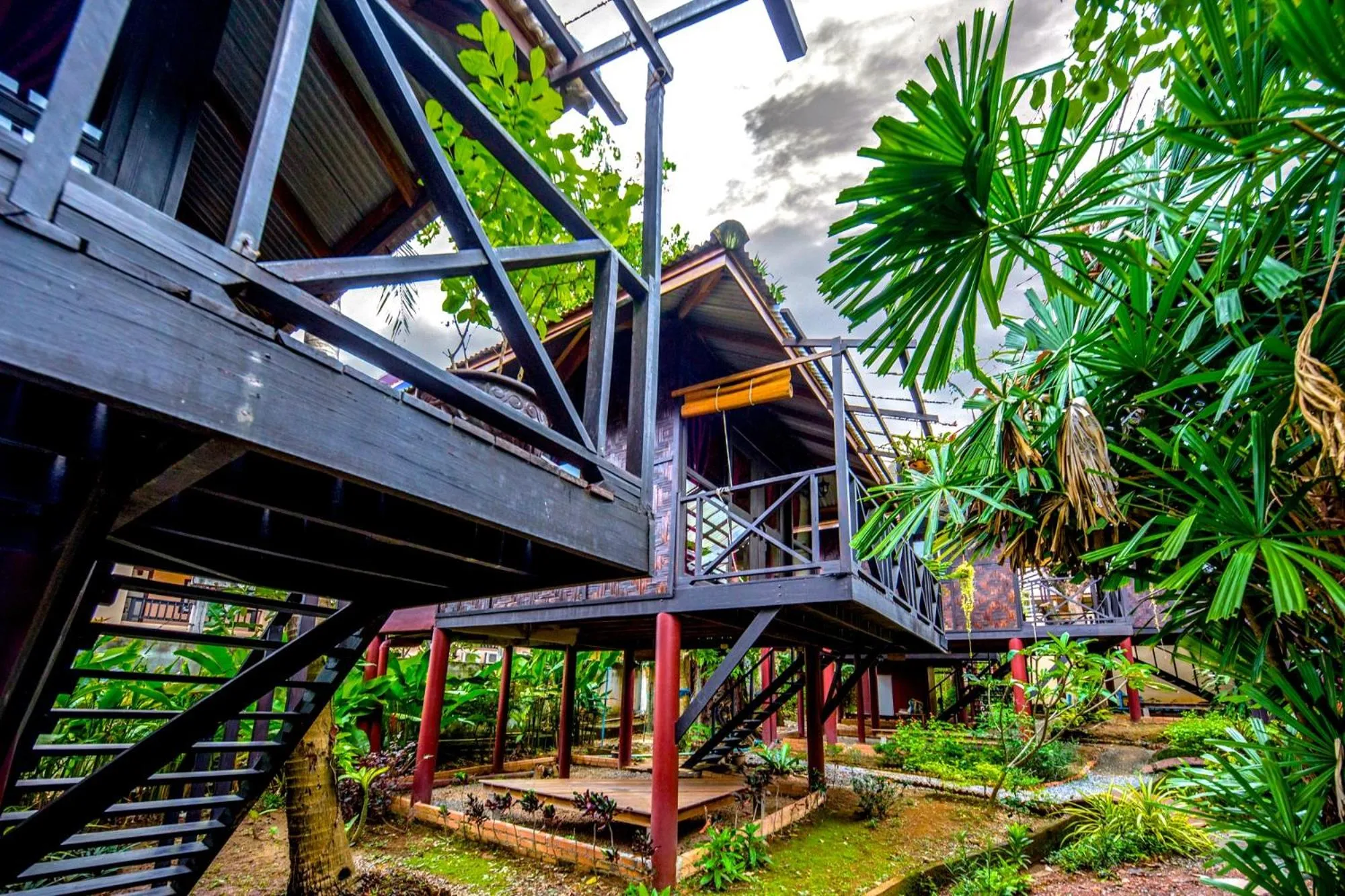 Property building in Fruit Tree Lodge