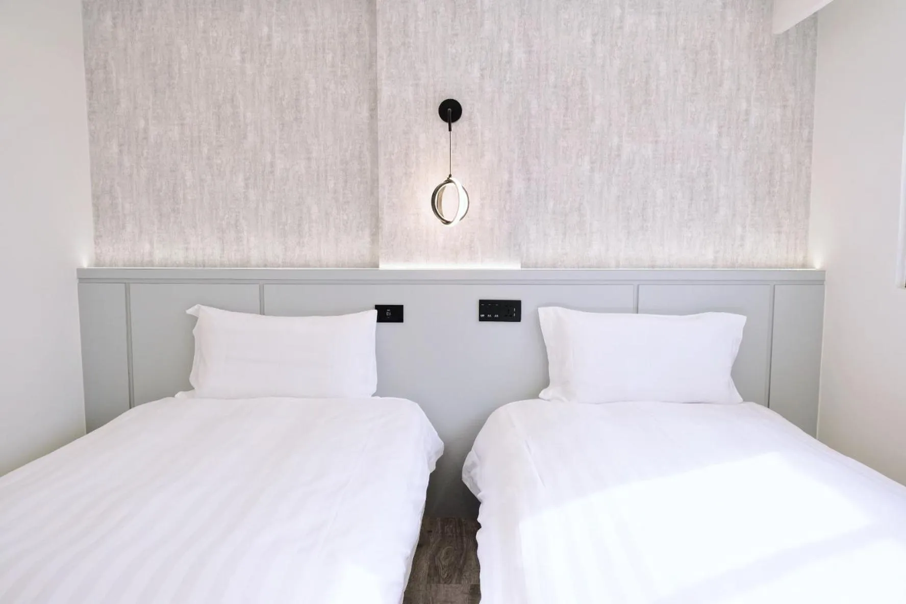 Superior Twin Room in Yoai Mountain Roam Hotel