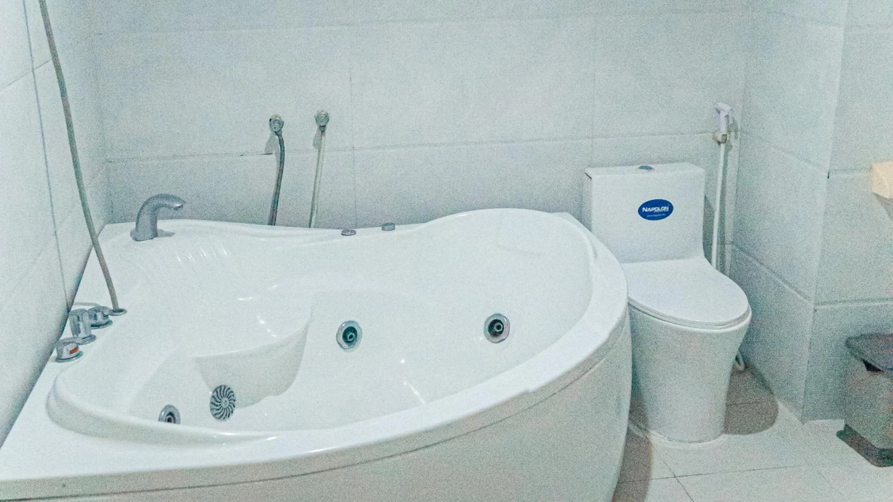 Toilet in Ngọc Hân Hotel By The Moment