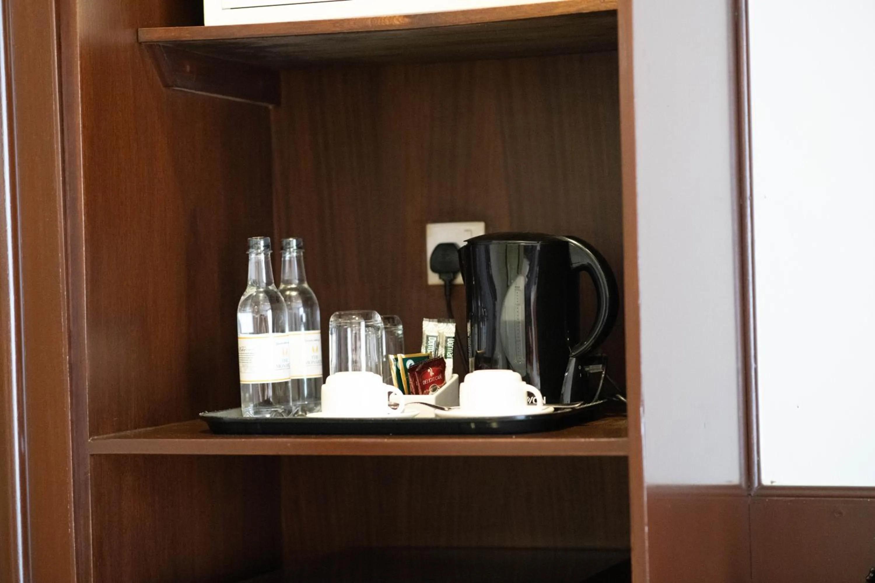Coffee/tea facilities in The Monarch Hotel