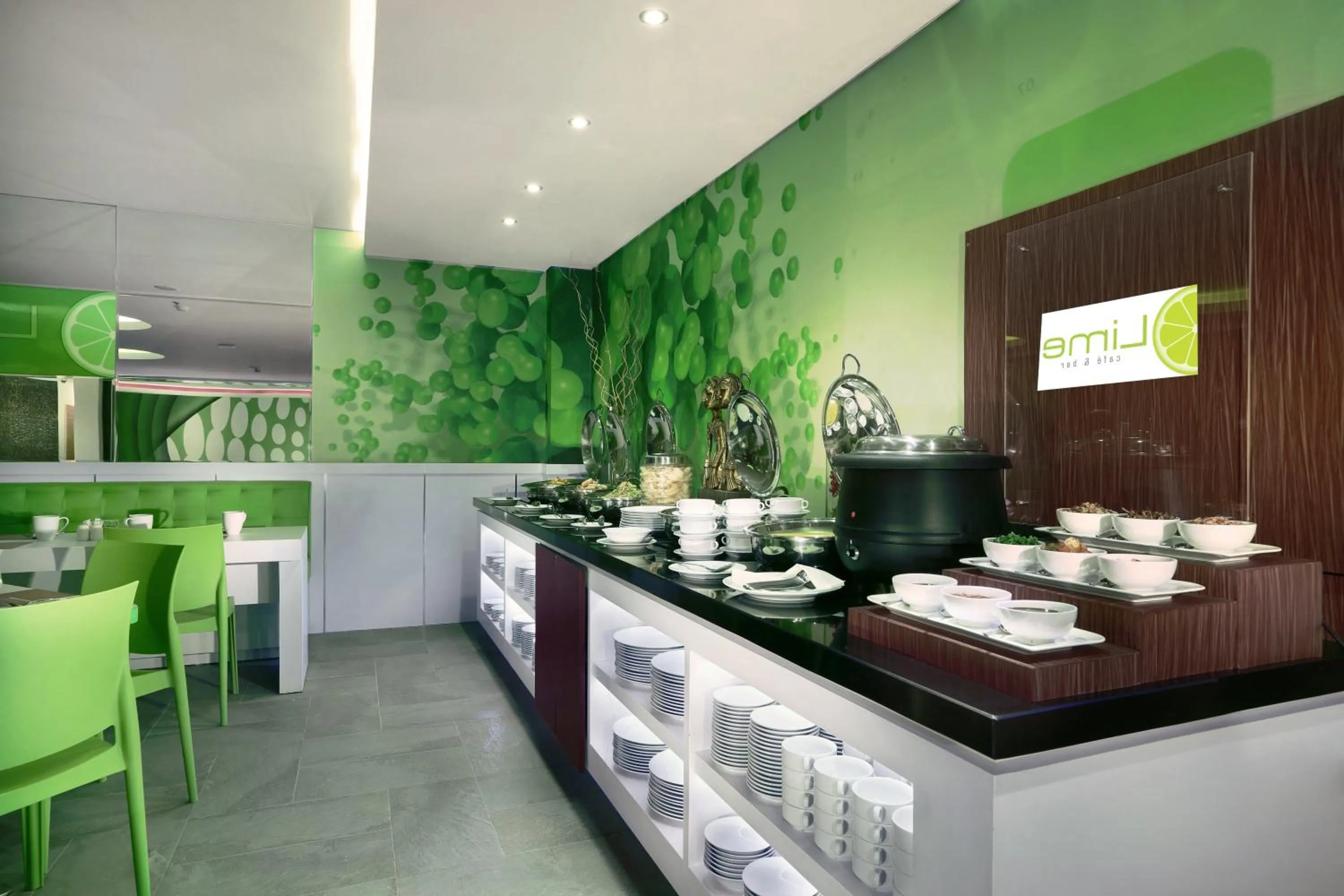 Breakfast in favehotel Sunset Seminyak