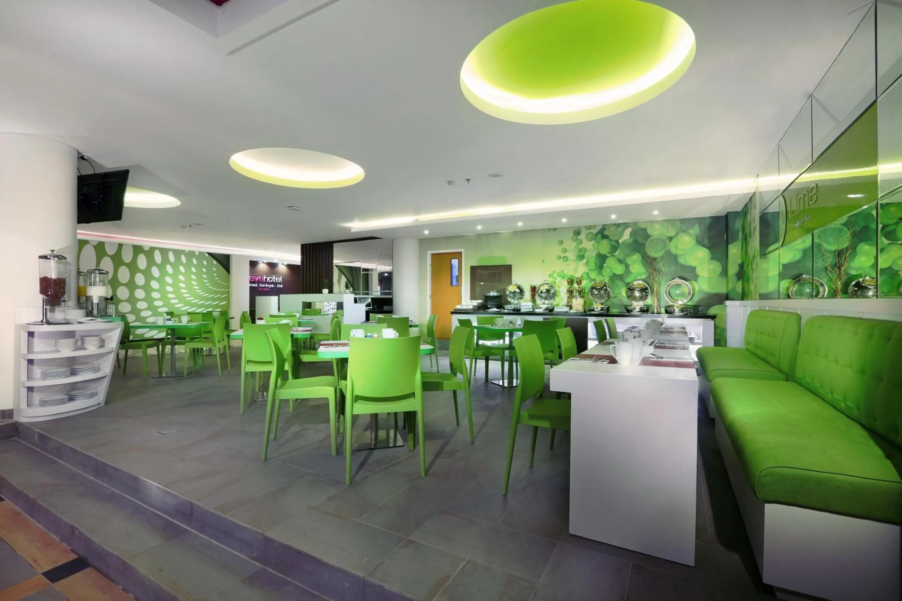 Restaurant/places to eat in favehotel Sunset Seminyak