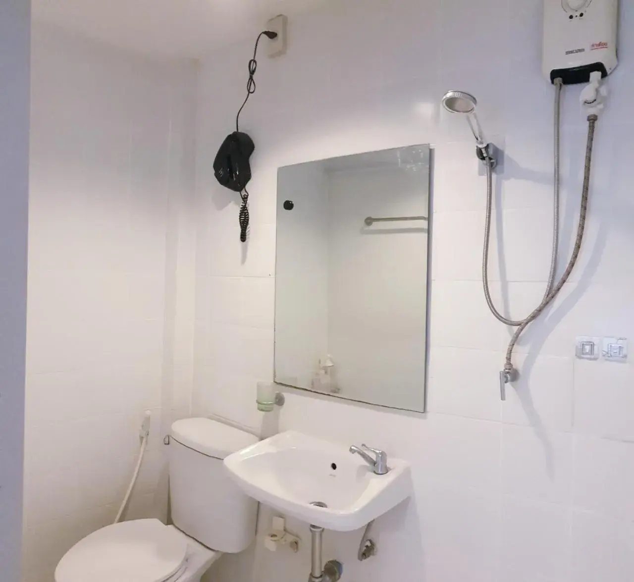 Double Room with Private Bathroom (No Window) in Cooper Double Room with Private Bathroom (No Window) in Cooper