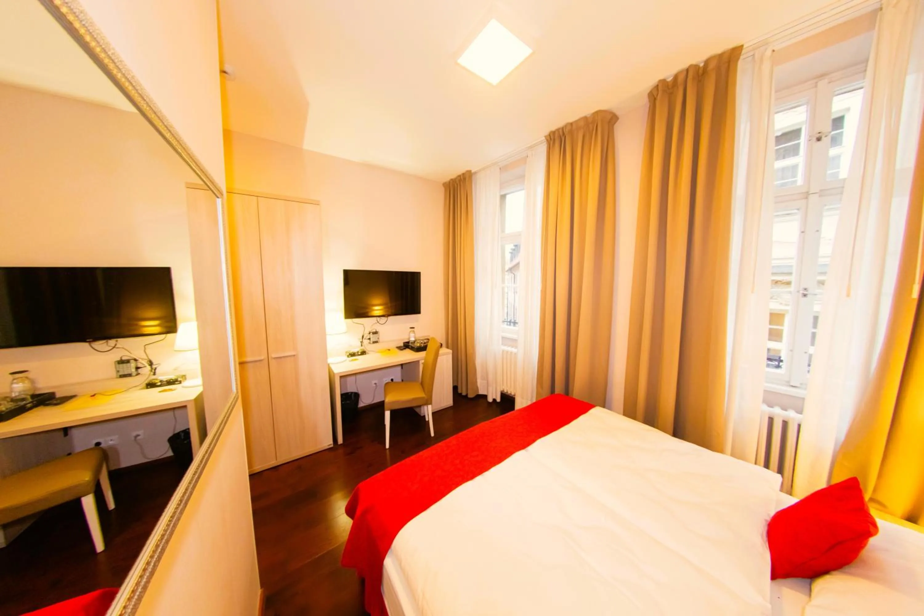 Bed in Prague Boutique Residence