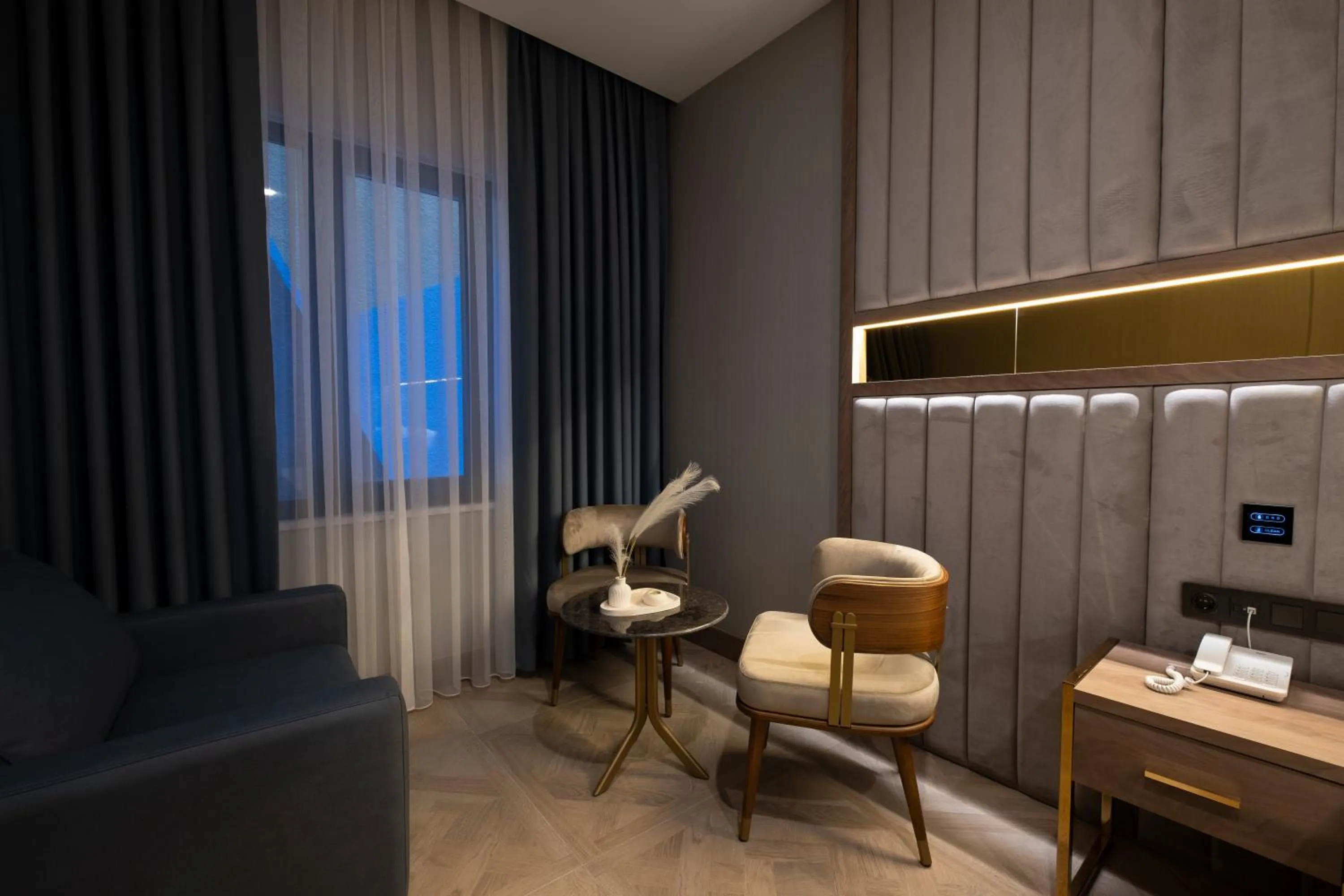 Seating area in Buke Hotel Bomonti