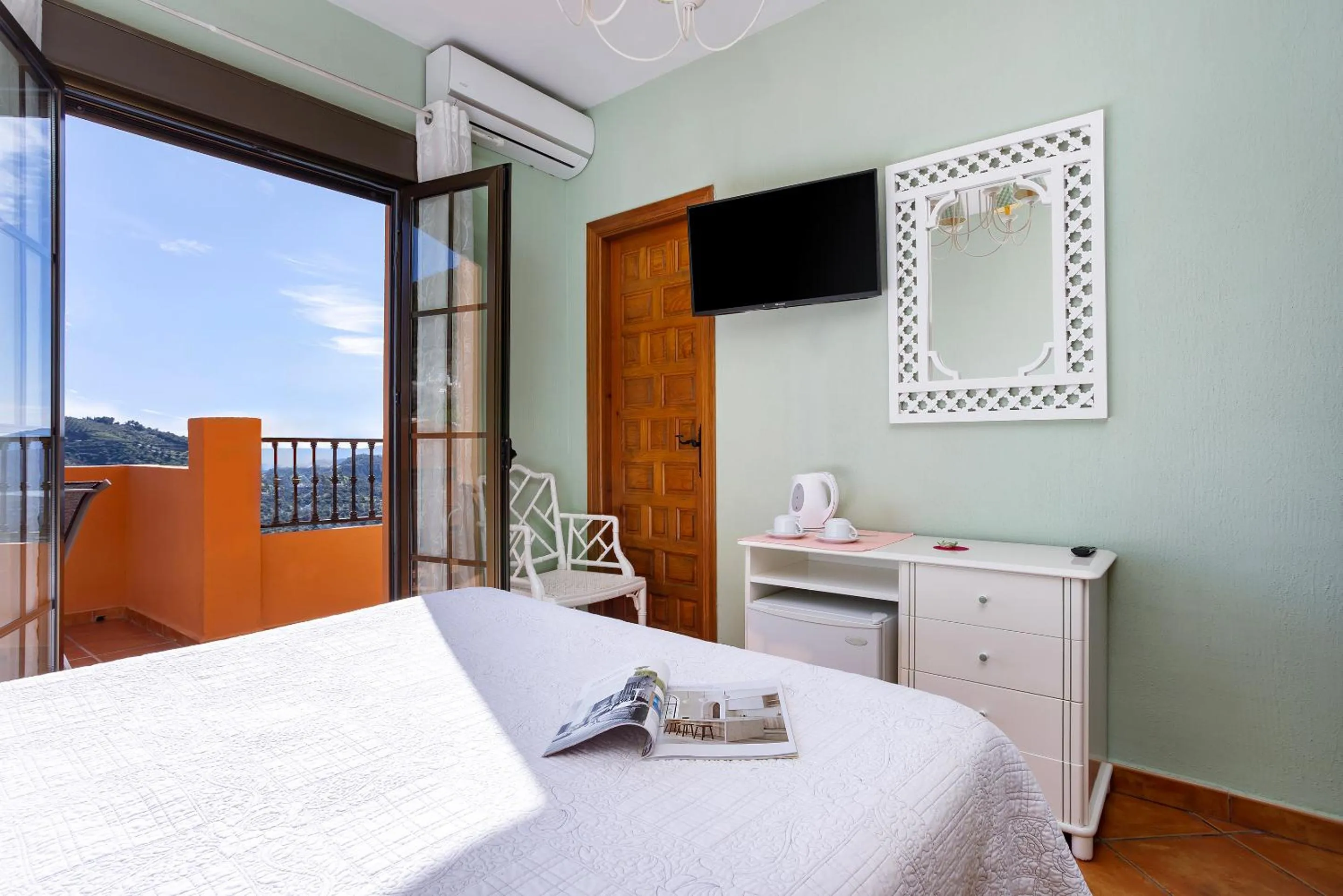 Bed in Hotel Rural Sierra Tejeda