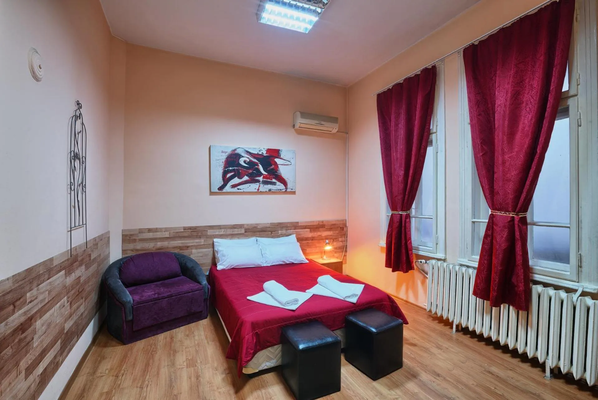 Photo of the whole room, Bed in Guesthouse32