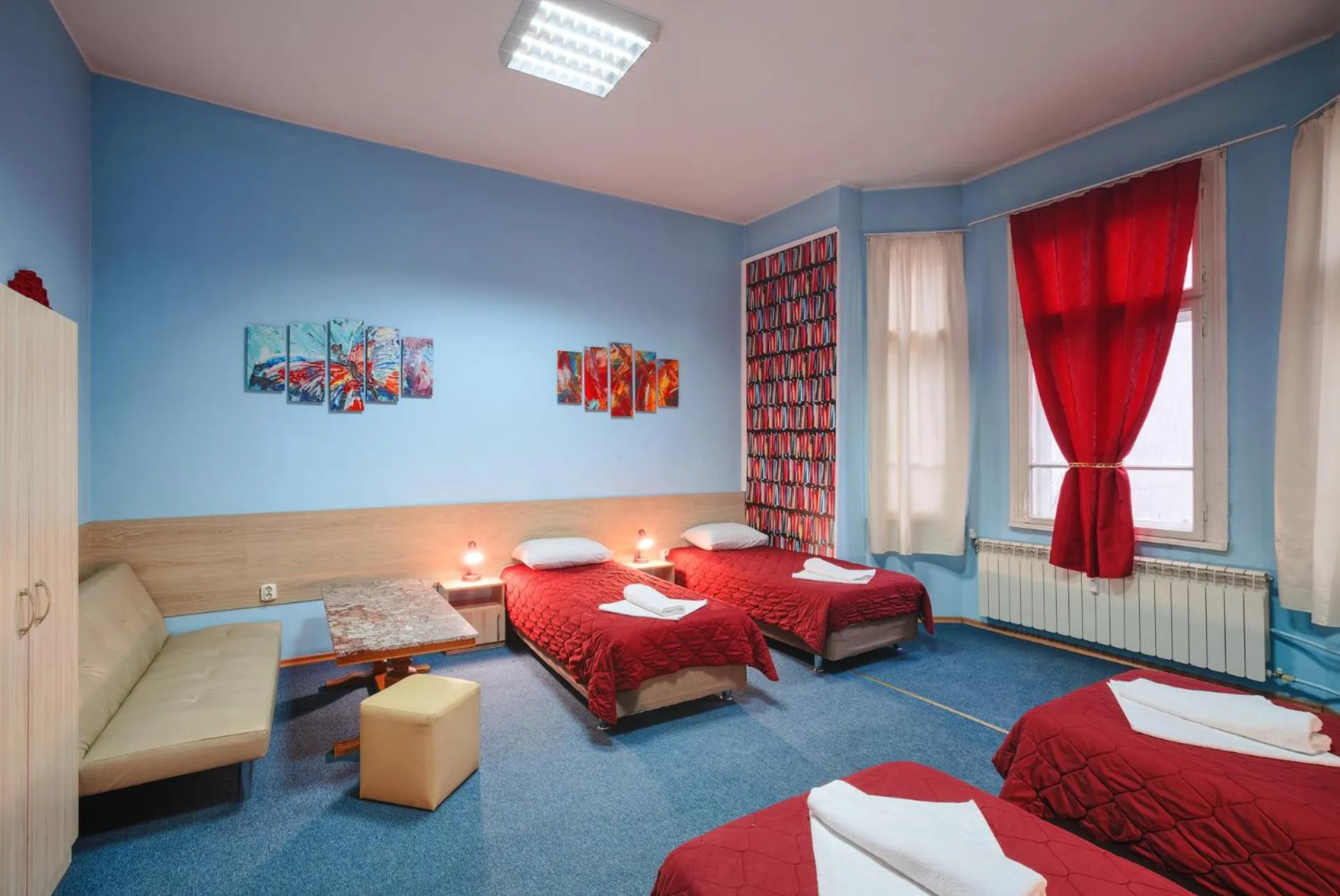 Photo of the whole room, Bed in Guesthouse32