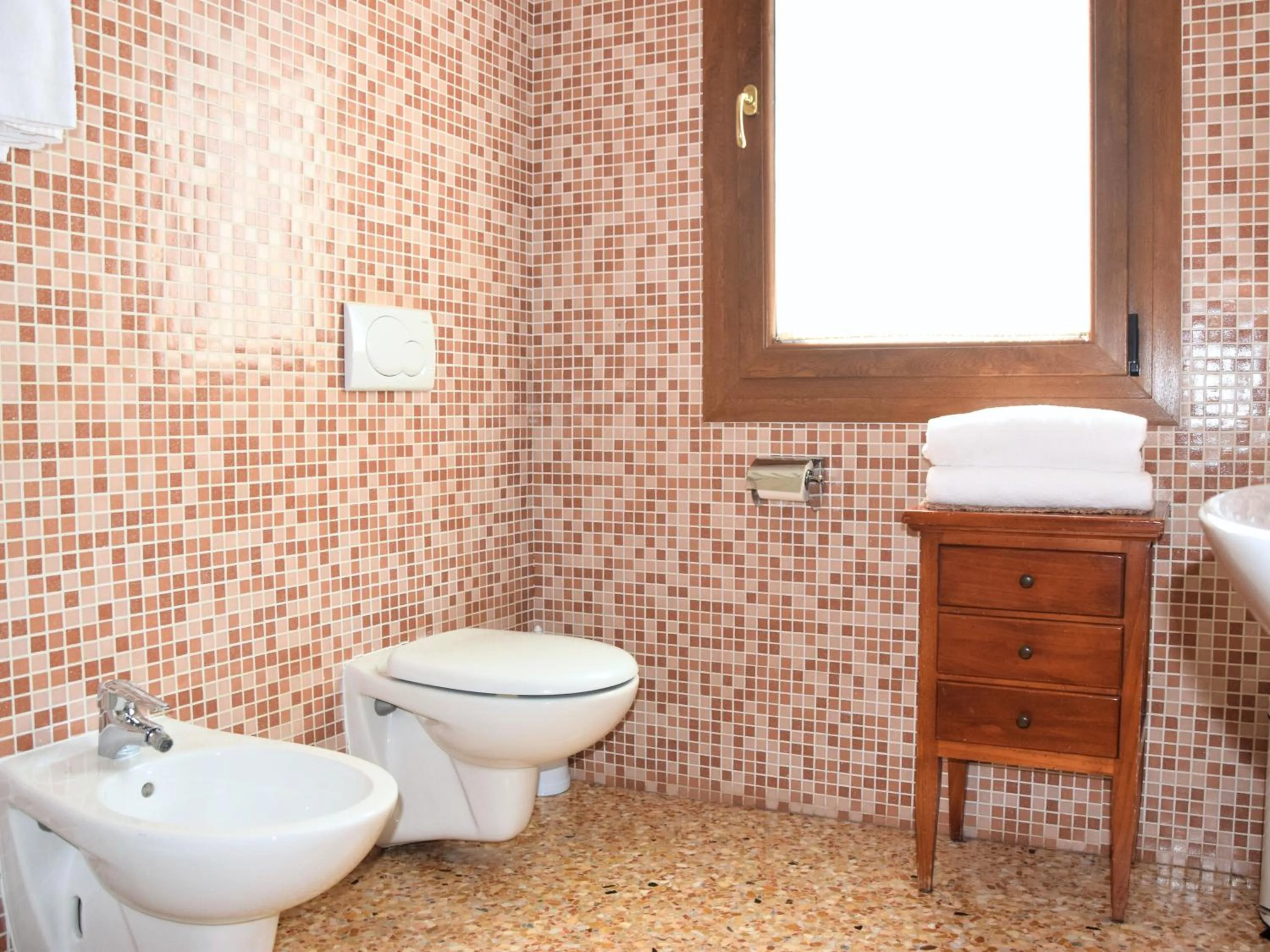 Bathroom in Colombara Farmhouse