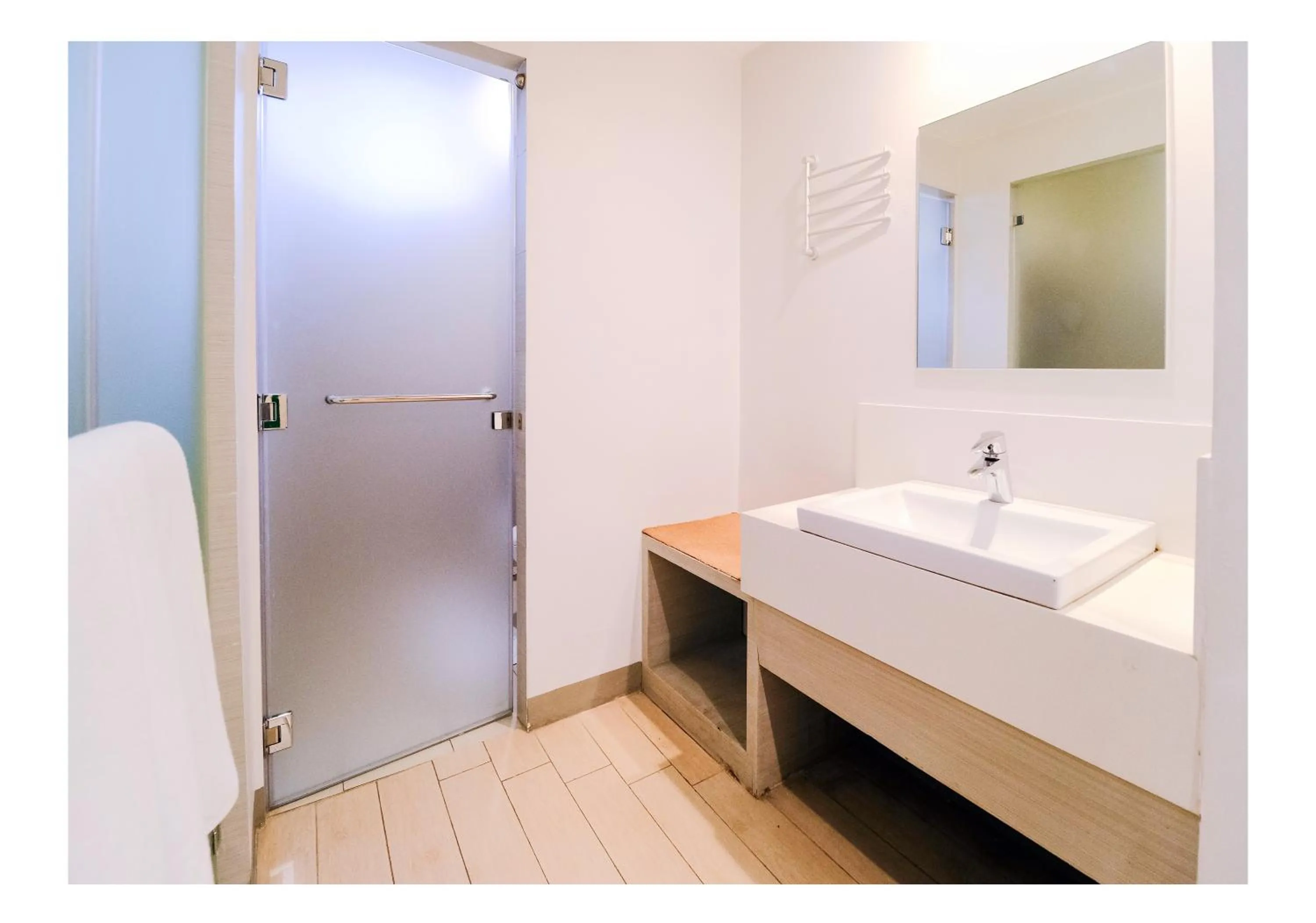 Bathroom in Go Hotels Ortigas Center